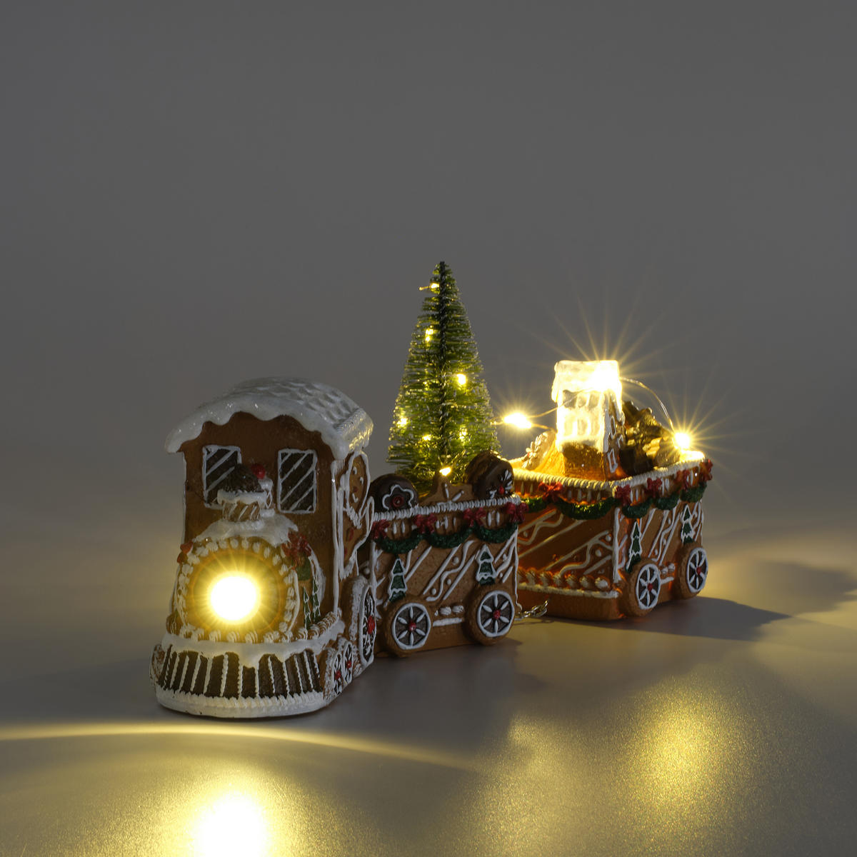 DEKOFIGUR Led CHARMTRAIN, 18 x 15 cm, Braun, Beleuchtet Weihnachtsfigur, Weihnachtsdeko, Deko Wohnzimmer, Winter Christmas, XMAS Geschenk - Braun, Kunststoff (7.5/15.5/18cm) - home&you