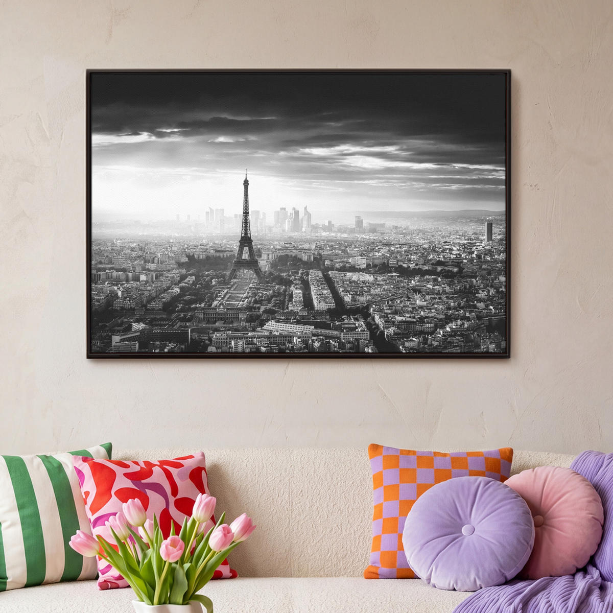 LEINWAND Bilder mit Rahmen - Paris - Skyline - Eiffelturm - Stadt - Wolken - 90x60 - Dunkelgrau, Textil (90/60cm) - MuchoWow