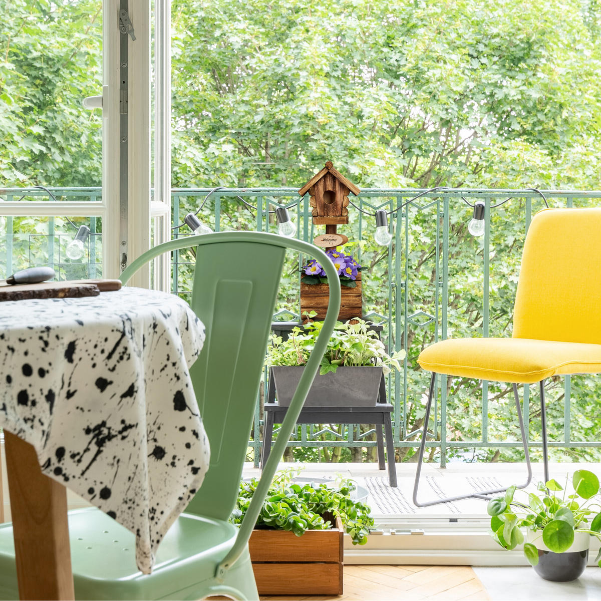 DEKO-VOGELHAUS - Braun, Holz/Kunststoff (15/41/15cm) - Relaxdays