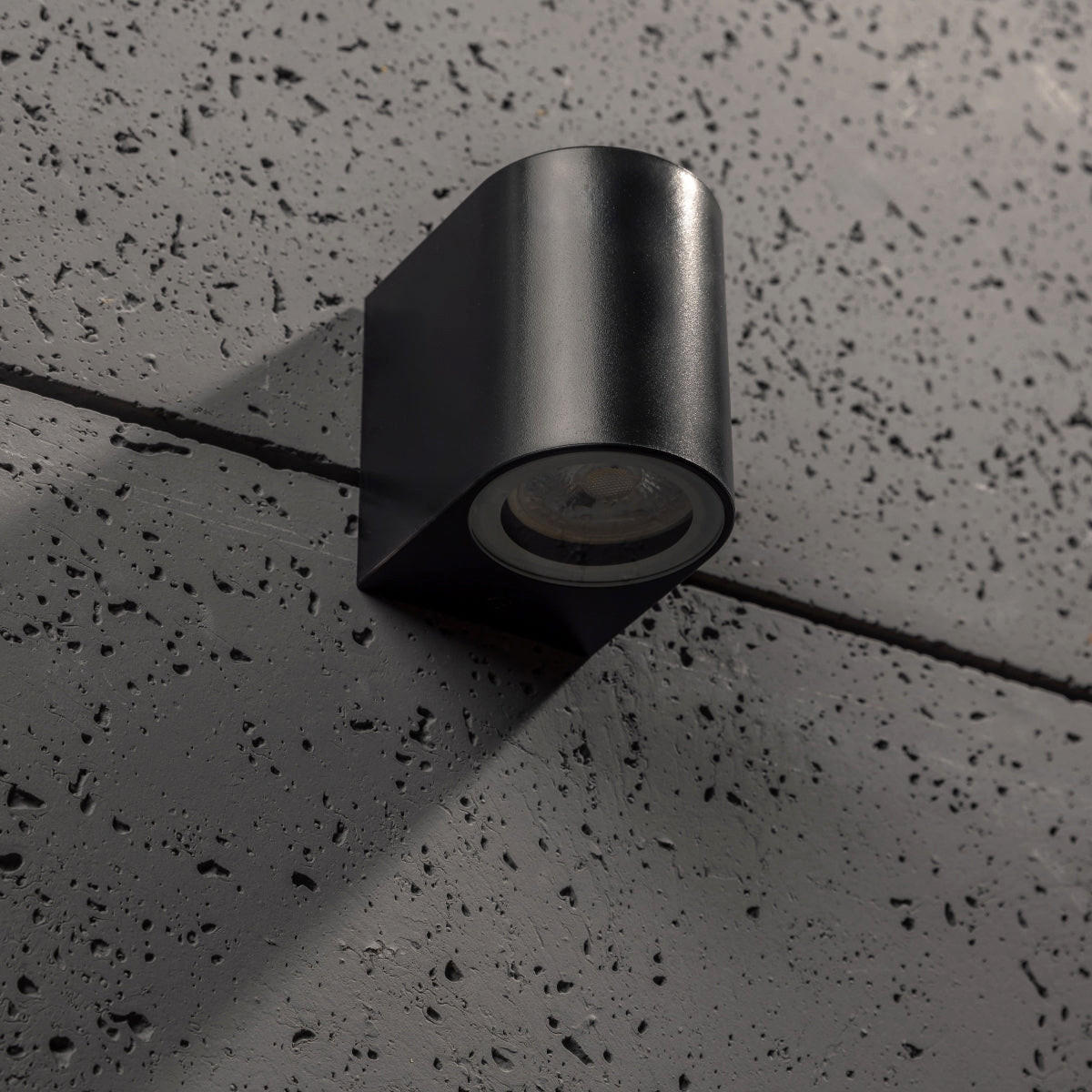 AUSSENWANDLEUCHTEE Schwarz GU10 AUßENWANDLEUCHTEE Schwarz - Schwarz, Kunststoff (9.5/8/7cm) - CGC Europe