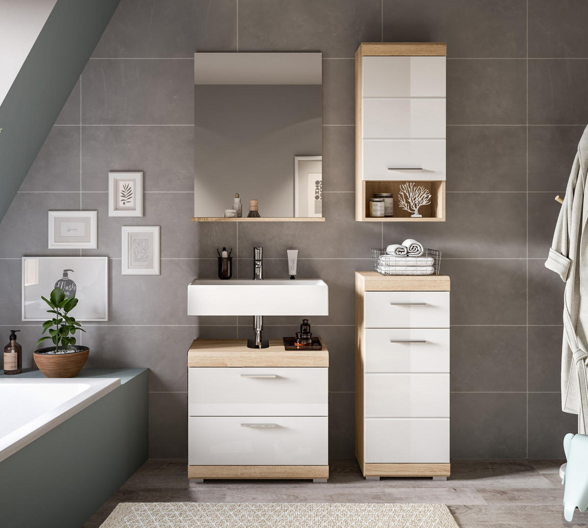 BADMÖBEL-SET weiß Hochglanz, Eiche 4-teilig 112 cm, Kombination mit viel Stauraum - Weiß Hochglanz/Eichefarben, Glas/Holzwerkstoff (112/191/37cm) - Inn.Furn