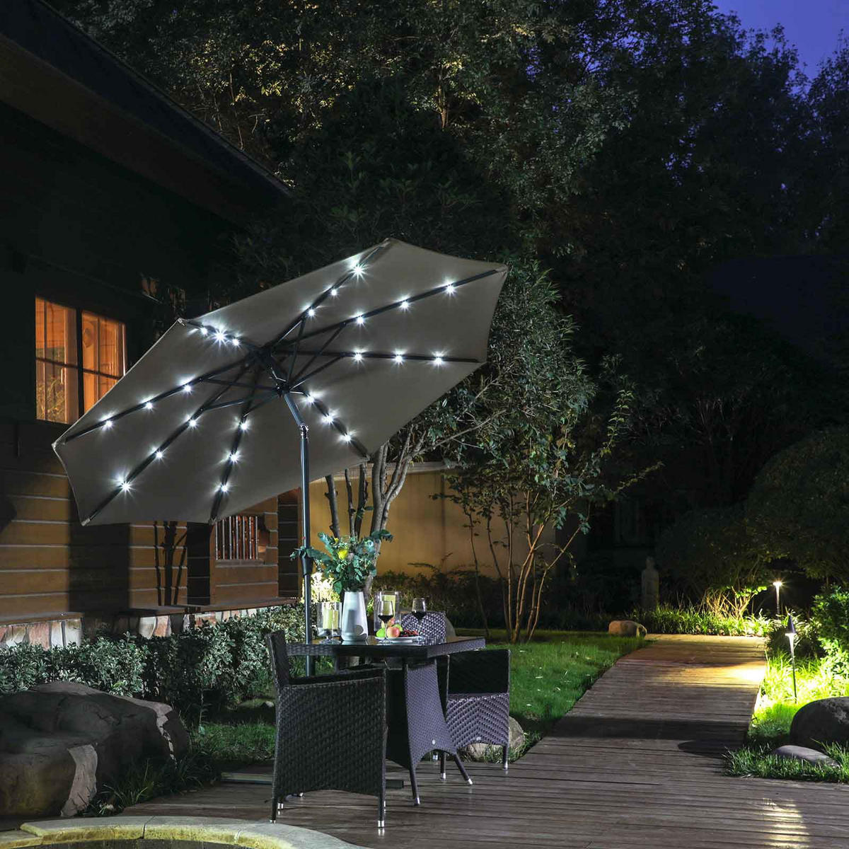SONNENSCHIRM MIT LED-SOLAR-BELEUCHTUNG - Grau, Textil (300/300cm) - Hansiro