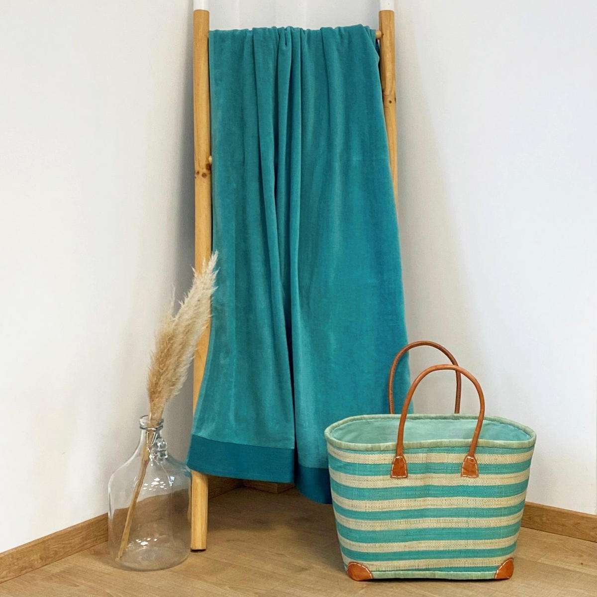 BADETUCH Velours uni Shady Latigo 90x160 370g/m² - Grün, Textil (90/160cm) - LE COMPTOIR DE LA PLAGE