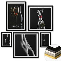 WANDBILDER 5er-Set - 50x50 cm & 20x30 cm & 40x60 cm Schwarzer Rahmen - Schwarze und weiße weibliche Formen - Schwarz, Kunststoff (40/60cm) - ArtPrintCave