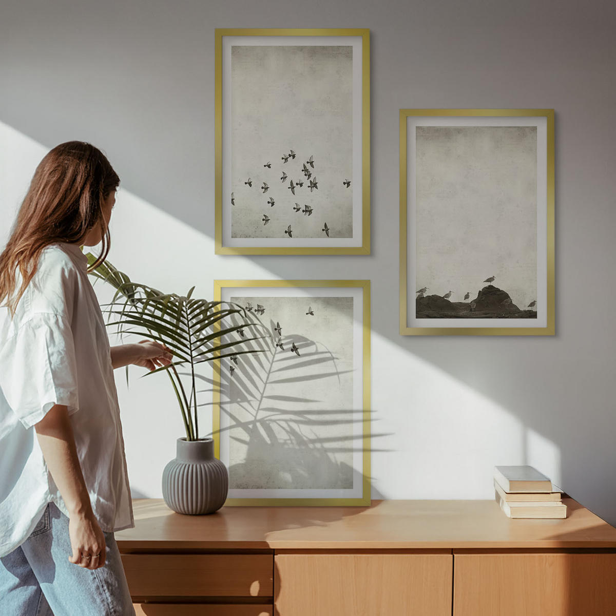 WANDBILDER 3er Set - 40x60 cm Goldrahmen - Vögel im Flug, minimalistischer Stil - Goldfarben, Kunststoff (40/60cm) - ArtPrintCave