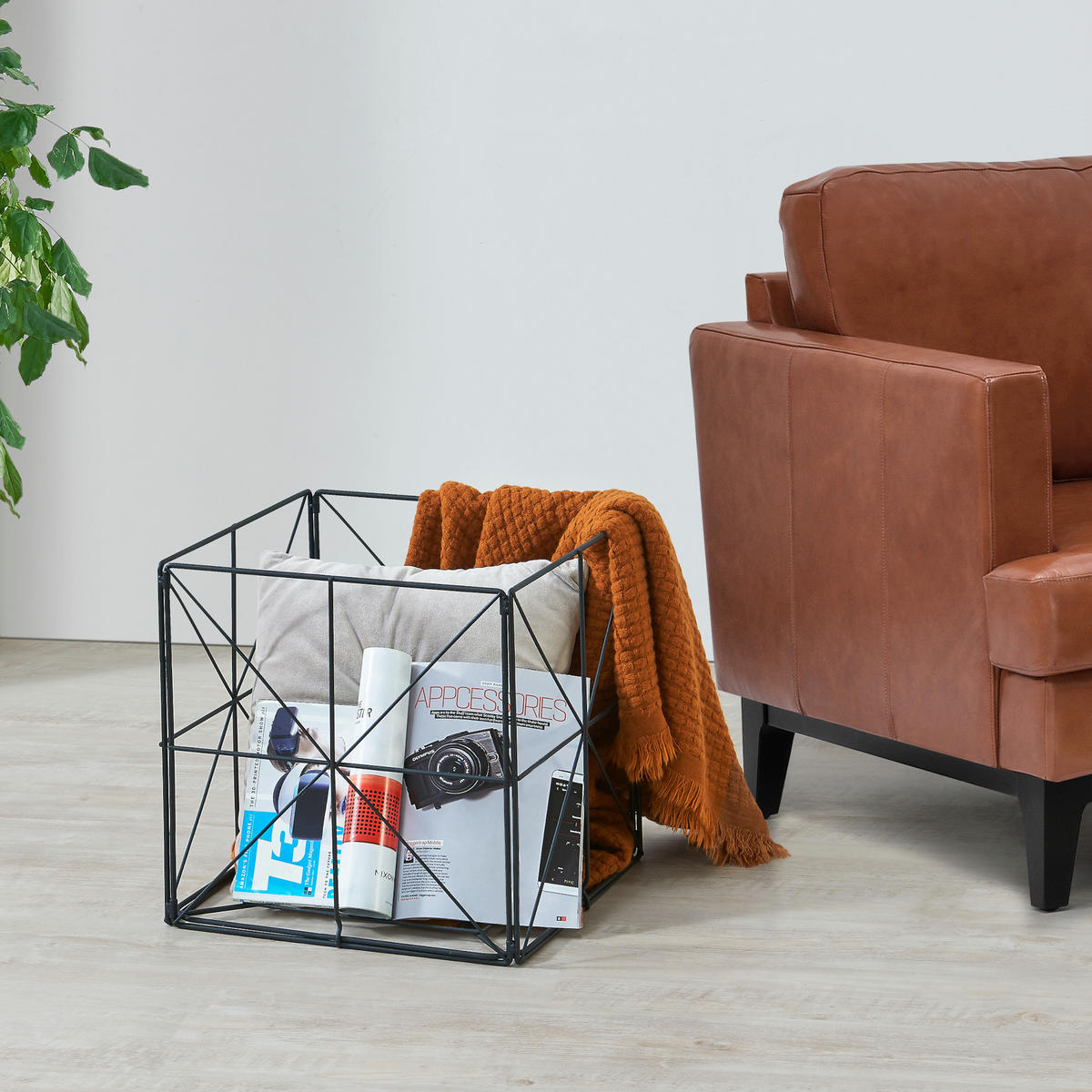 ZEITUNGSKORB Temse - Schwarz, Metall (40/40/40cm) - [en.casa]