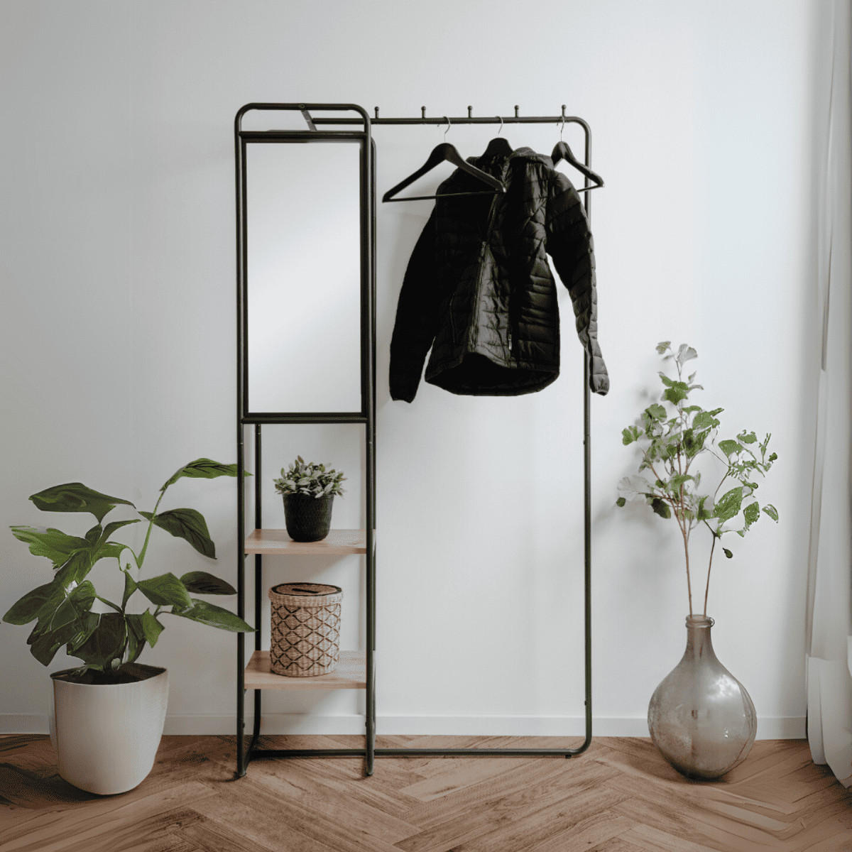 GARDEROBE aus lackiertem metall mit 6 haken, 2 regalen und 1 spiegel - luton 100/37/185 cm - Schwarz, Holzwerkstoff (37/185/43cm) - Calicosy