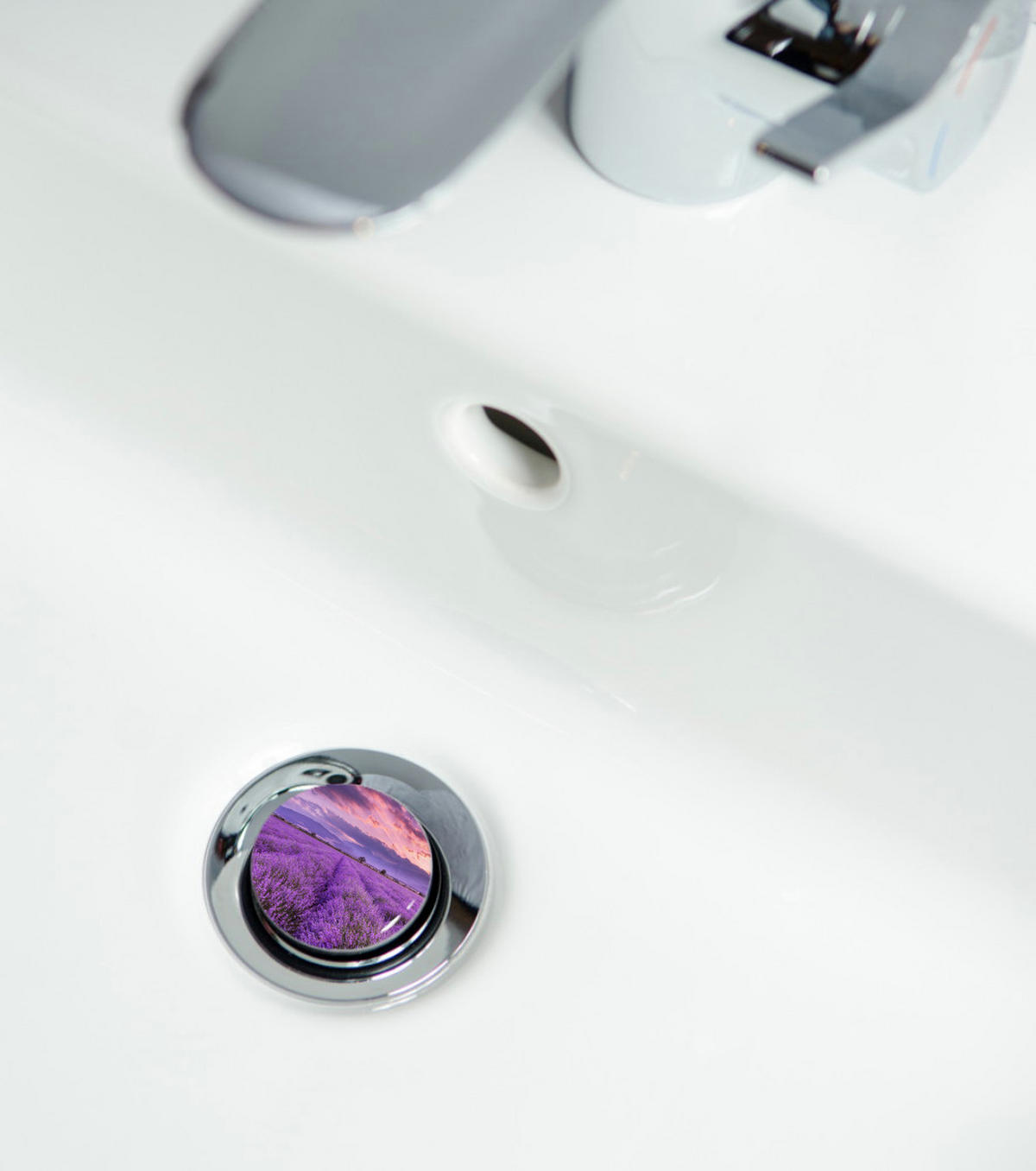 WASCHBECKENSTÖPSEL Lavendel - Lila/Violett, Kunststoff/Metall (4/7/7cm) - Sanilo