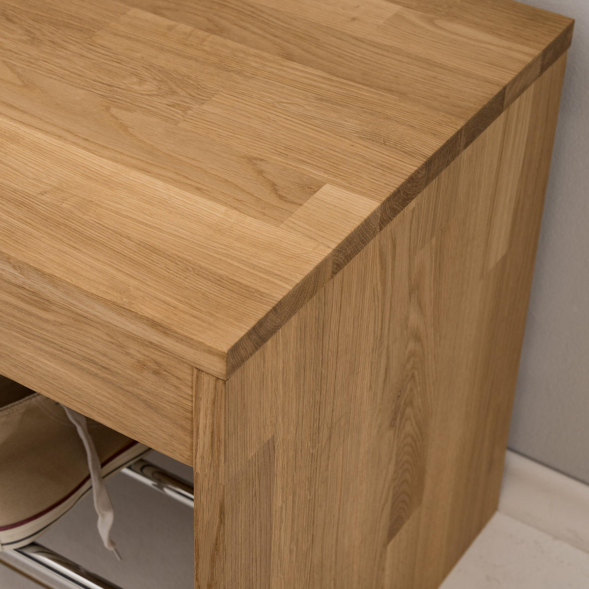 GARDEROBENBANK - Eiche massiv - Eichefarben, Holz (85/45/40cm) - home24