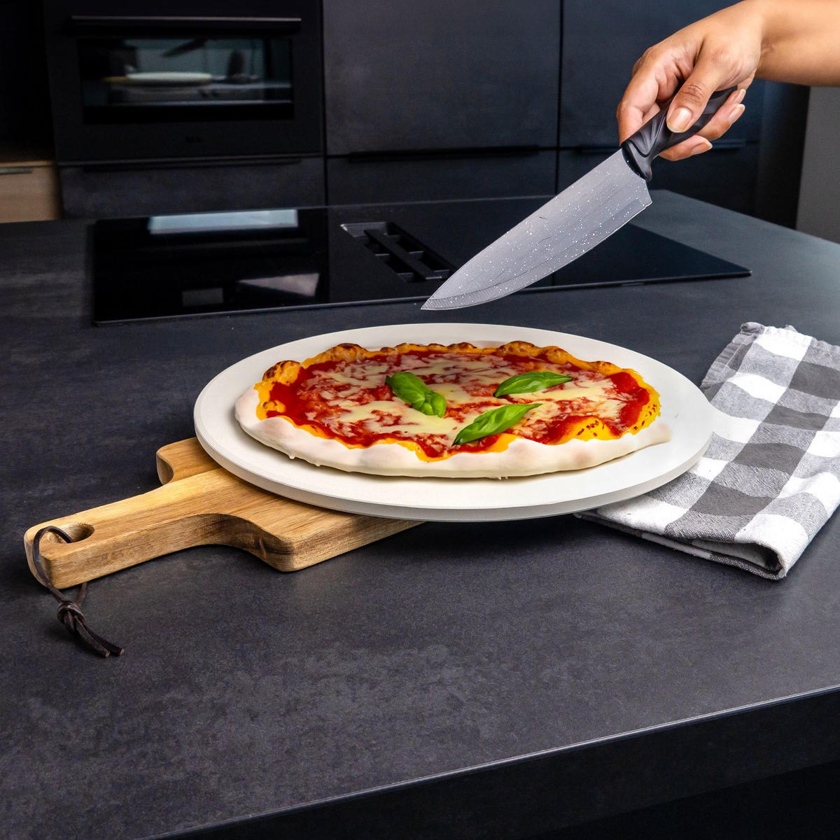 PIZZASTEIN für Grill und Backofen - Beige, Keramik (33/33/1.5cm) - Intirilife