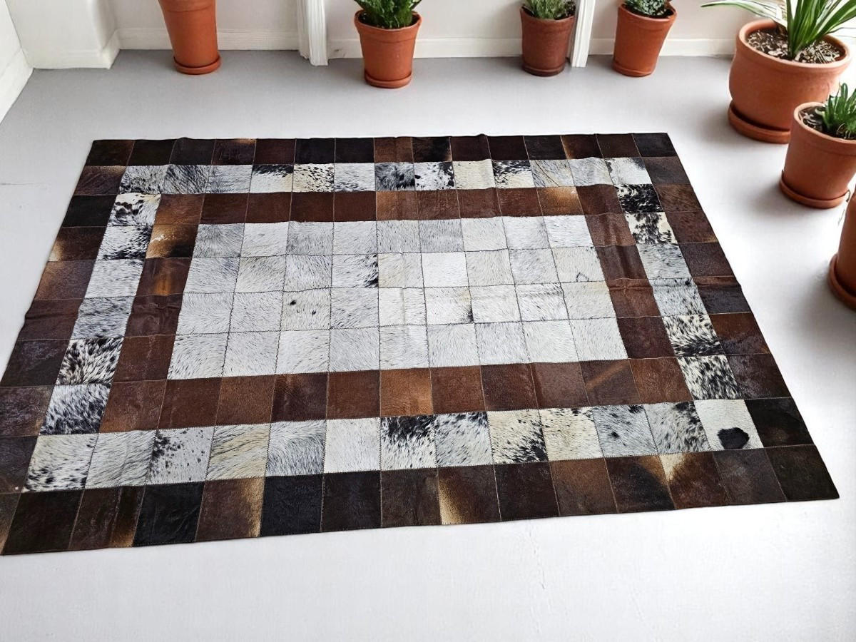 TEPPICH Patchwork Kuhfell Rahmenmuster Quadrate handgefertigt 200/300 cm - Dunkelbraun/Hellgrau, Fell (200/300cm) - Provellus