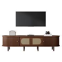 TV stolík 180/40/40 cm tmavý dub s ratanovým vzhľadom a posuvnými dvierkami z MDF - hnedá, kompozitné drevo (180/40/40cm) - OKWISH