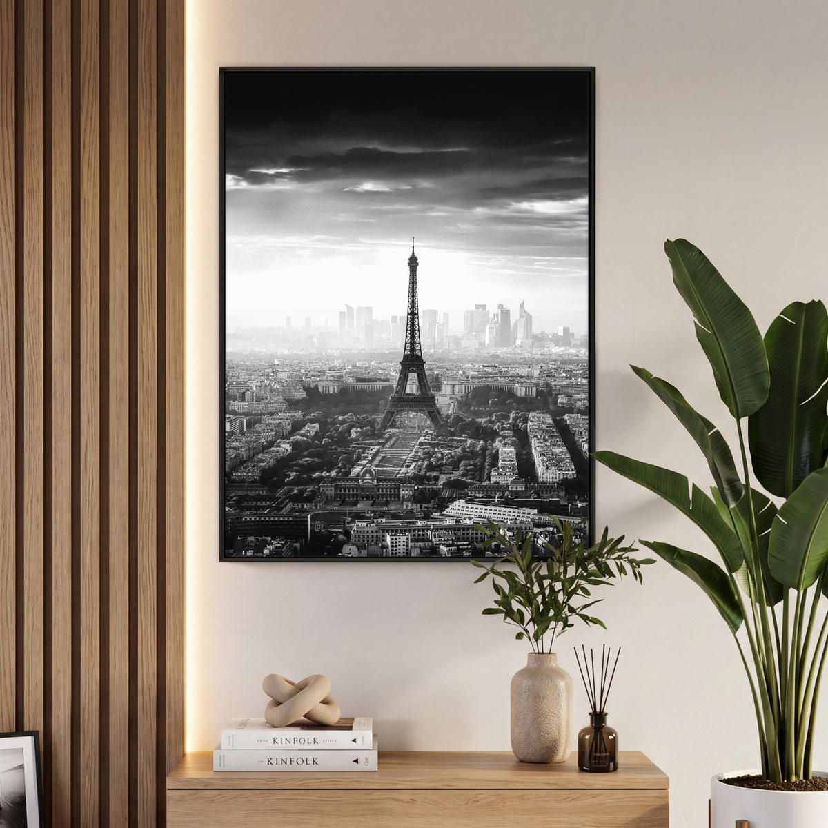 LEINWAND Bilder mit Rahmen - Paris - Skyline - Eiffelturm - Stadt - Wolken - 70x100 - Dunkelgrau, Textil (70/100cm) - MuchoWow