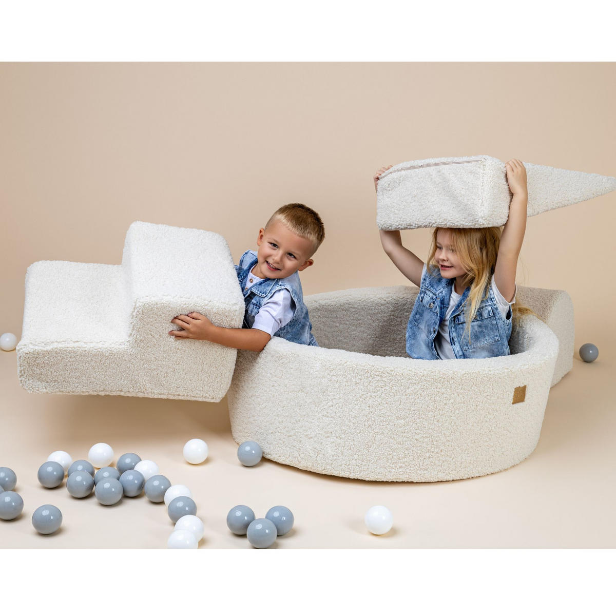 BÄLLEBAD mit Schaumstoff Bausteinen, Bearly, Weiß - Weiß, Textil (230/45/30cm) - MeowBaby