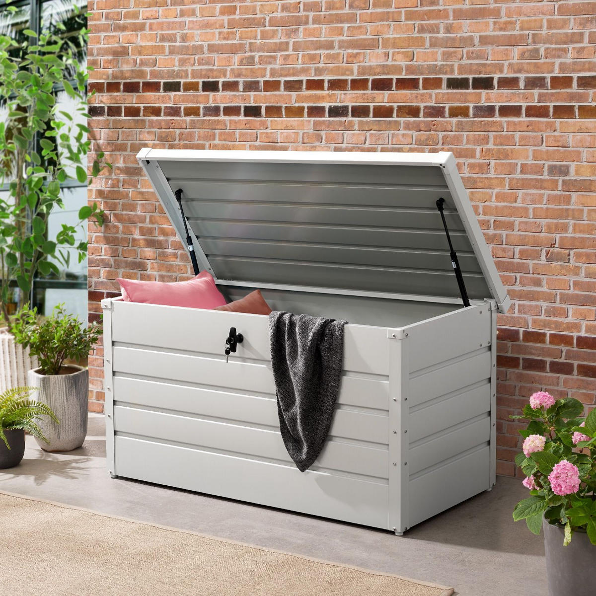AUFBEWAHRUNGSBOX Limani weiß - Weiß, Metall (120/63/53cm) - Juskys