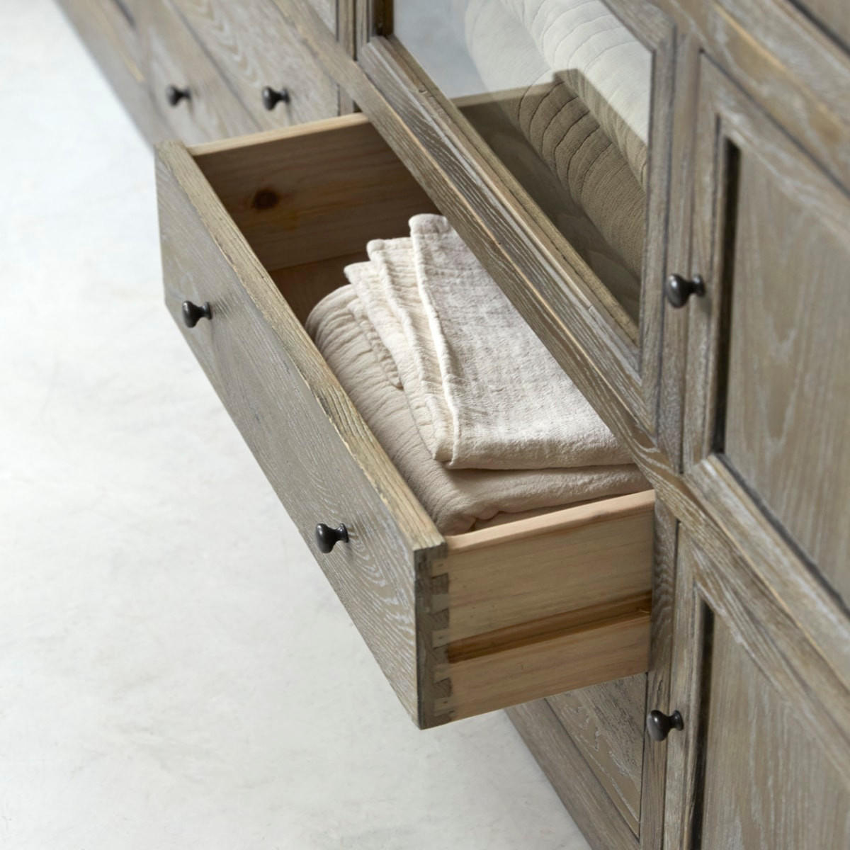 SIDEBOARD Pablo Grau aus Eiche - Grau, Holz (220/100/50cm) - Tikamoon