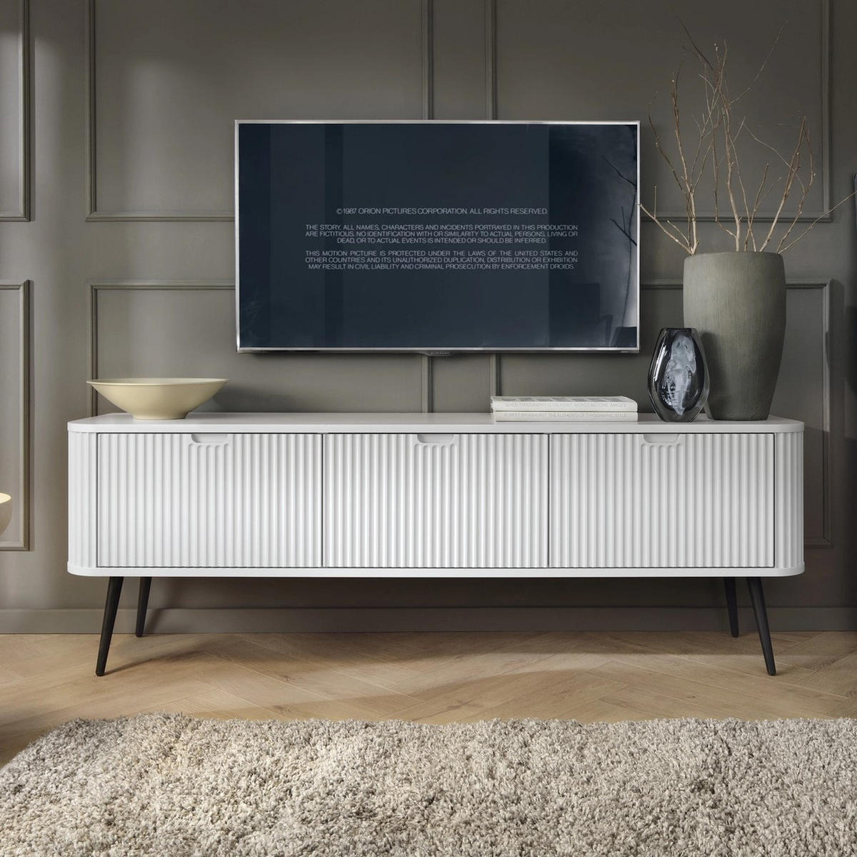 TV-BOARD PORTO (Oval, Rillenfront, Weiß Matt, Schwarze Füße) - Schwarz/Weiß, Holz/Holzwerkstoff (168/56/39cm) - Ravio