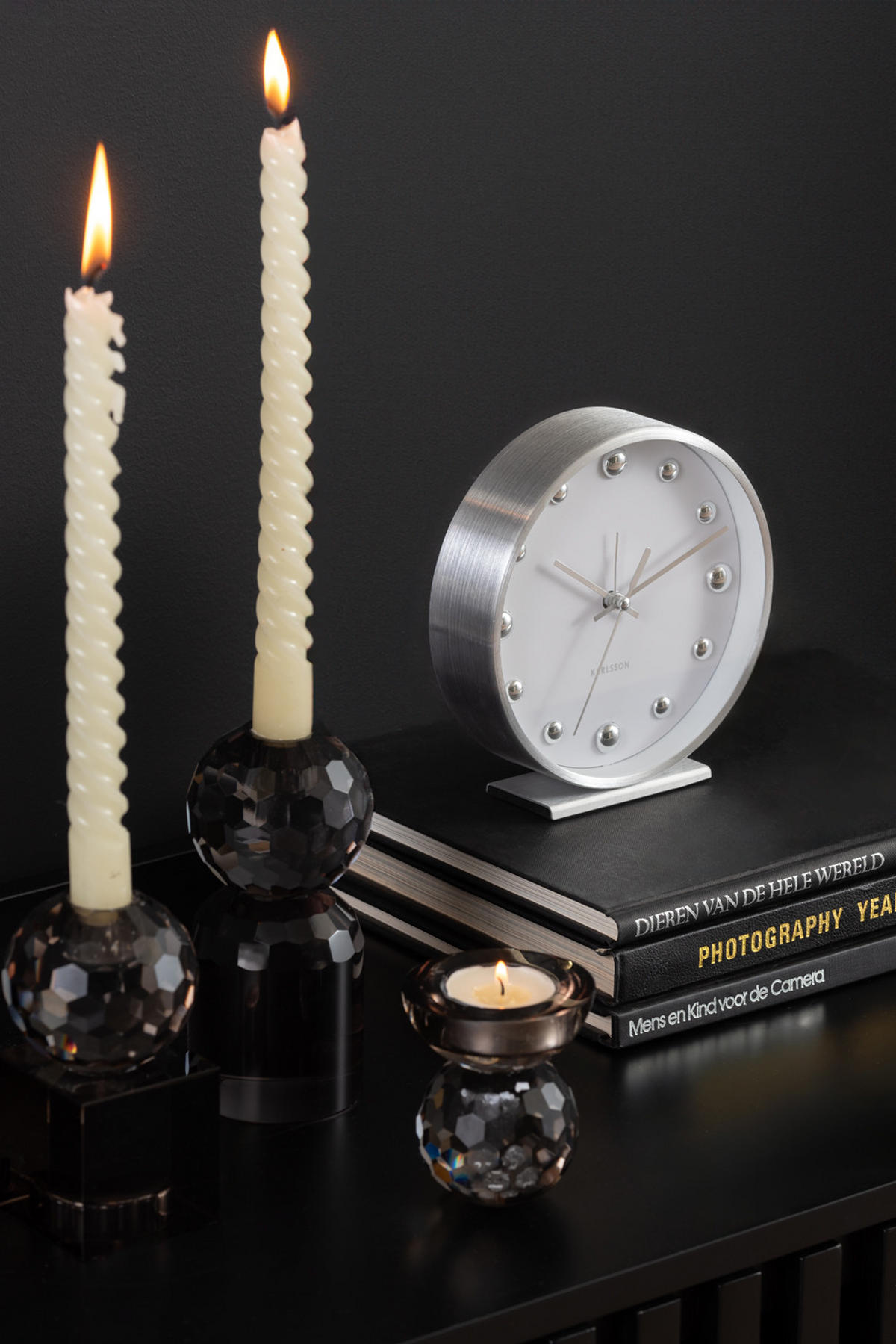 WECKER Shiny Dots 15/15/15.6 cm - Weiß, Metall (15/15.6/15cm) - Karlsson