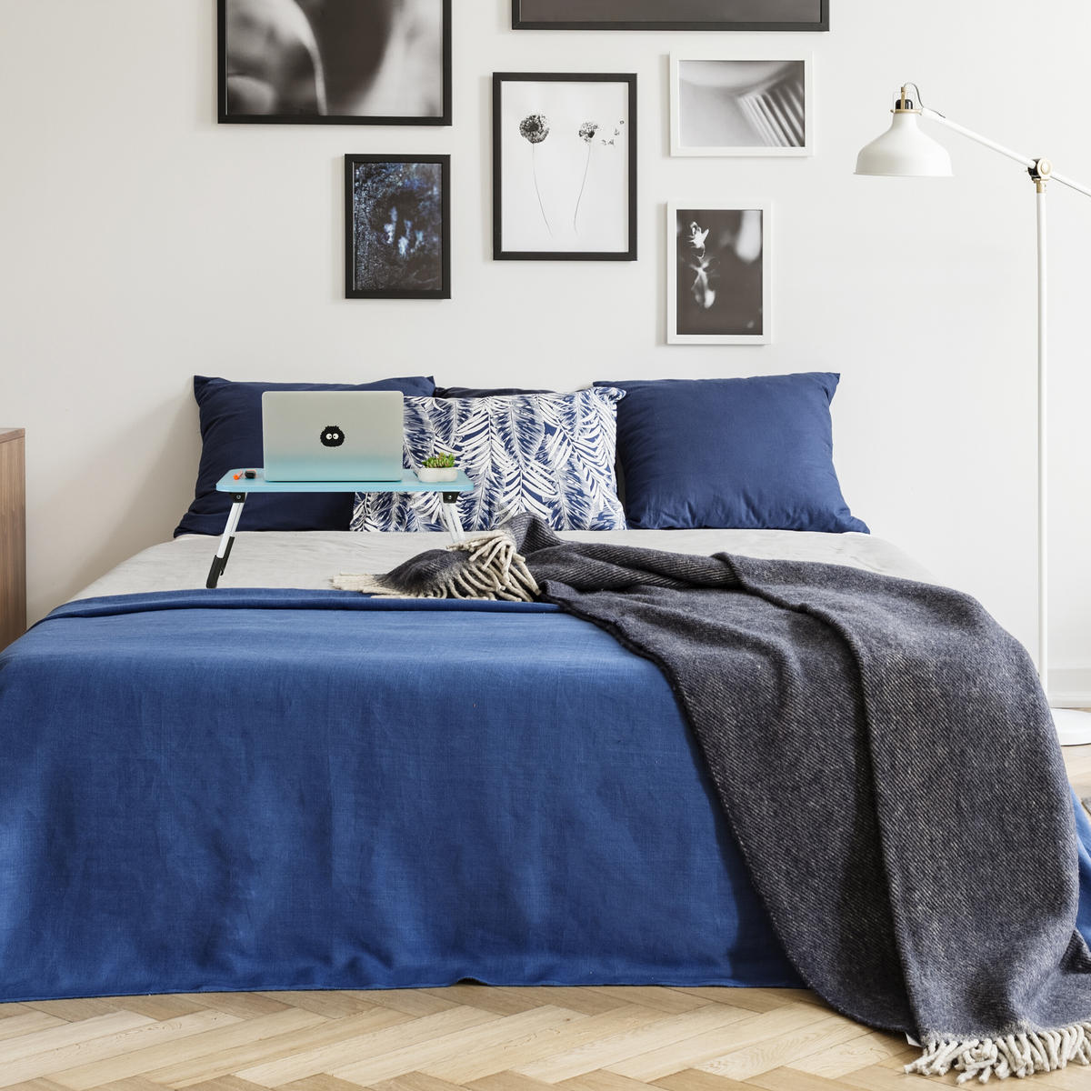 LAPTOPTISCH Hellblau klappbar MDF 60x40 cm - Hellblau, Holzwerkstoff/Kunststoff (40/63/26cm) - Relaxdays