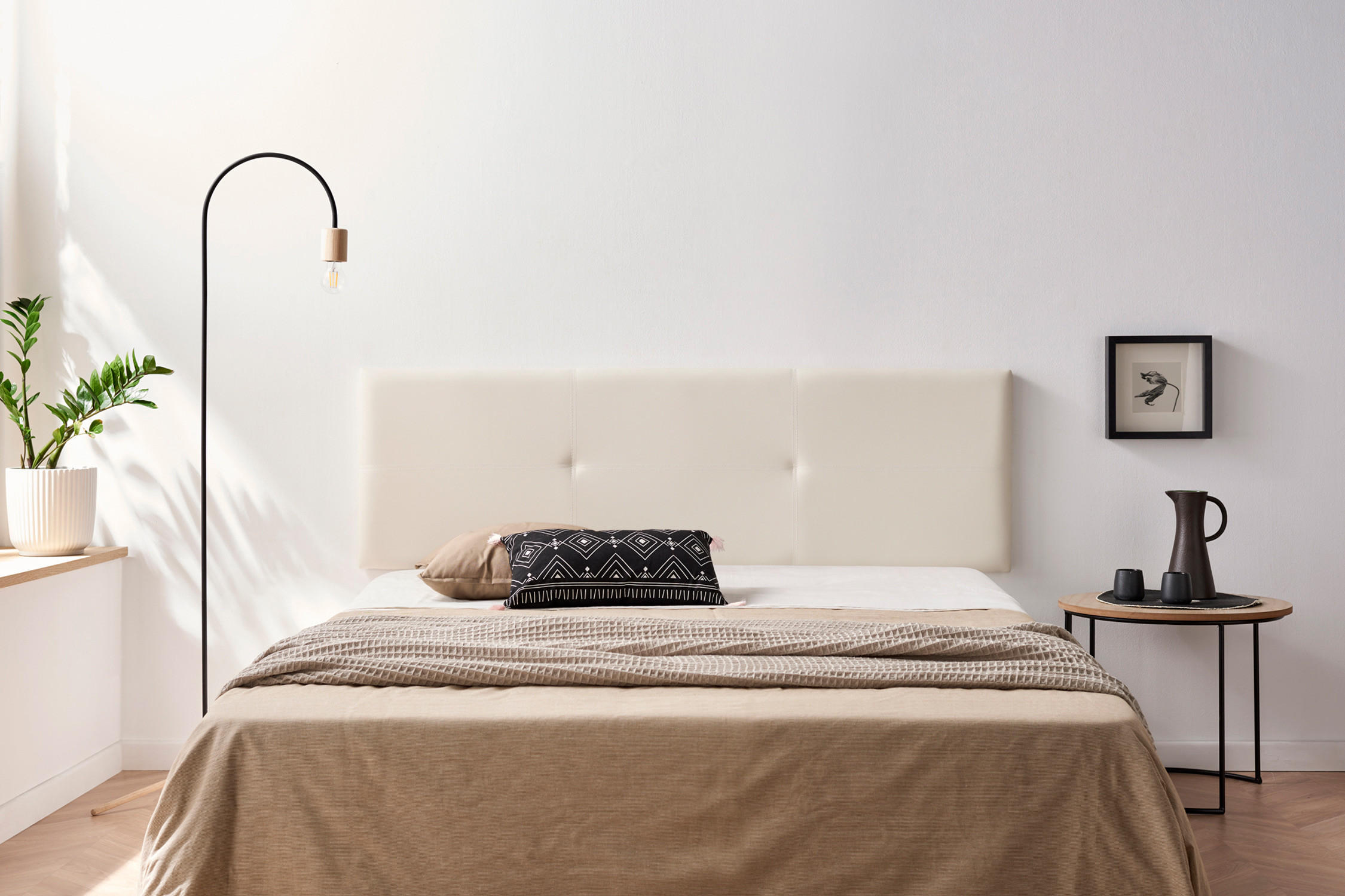 Kopfteil gepolstert ALMA Kunstleder 130x50x5 cm - Beige - Moonia - Beige, Holz (130/5/50cm)