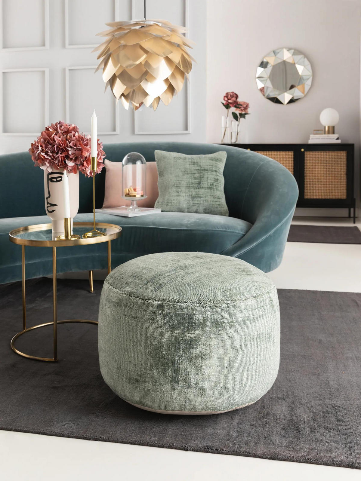 TABURE Nova svetlo zelene barve 55x55x30 cm - svetlo zelena, tekstil (55/30/55cm) - benuta Pure