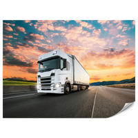FOTOTAPETE Ein Lastwagen Autobahn Sonnenuntergang Berge 200x140 - Rosa/Orange, Papier (200/140cm) - Muralo