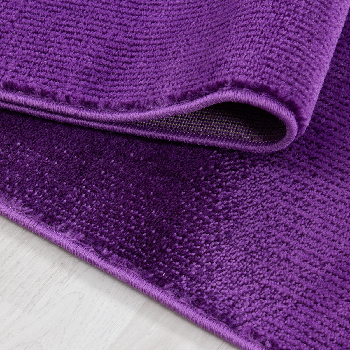 TEPPICH Kurzflor Abstrakt Polypropylen saugroboter Wohnzimmer Violett Rechteckig 140x200 - Lila, Textil (140/200cm) - KADIMA DESIGN