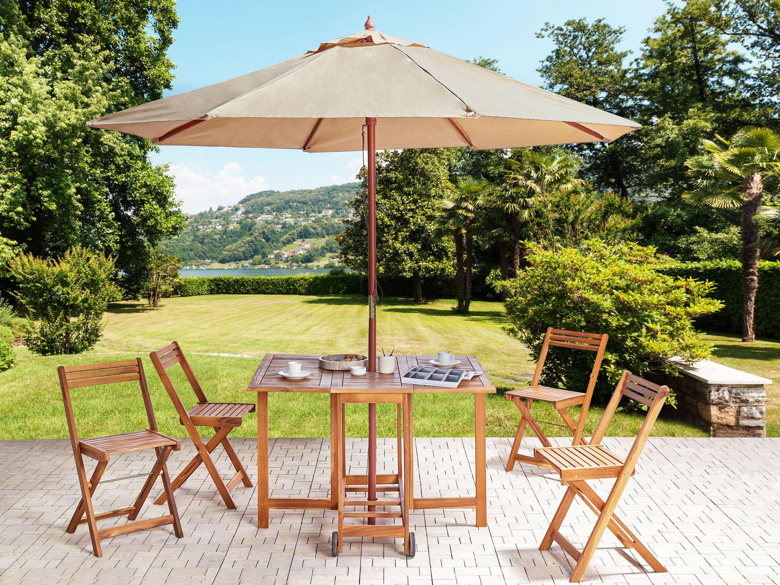 GARTENMÖBEL SET 4-Sitzer Akazienholz mit Sonnenschirm hellbraun Frassine - Hellbraun, Holz - Beliani