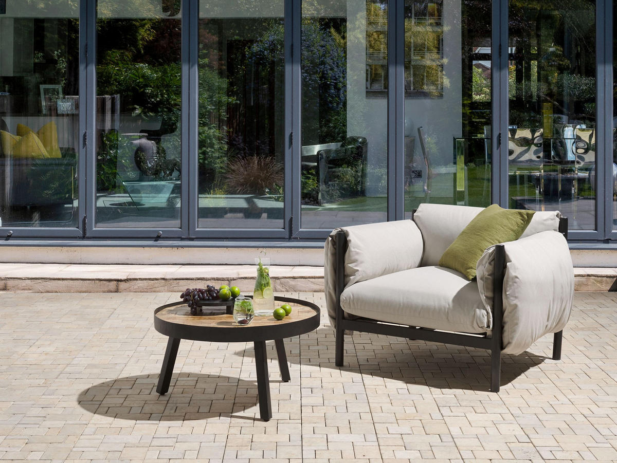 GARTENSESSEL Aluminium hellgrau/schwarz Esperia - Hellbraun/Schwarz, Metall (115/80/93cm) - Beliani