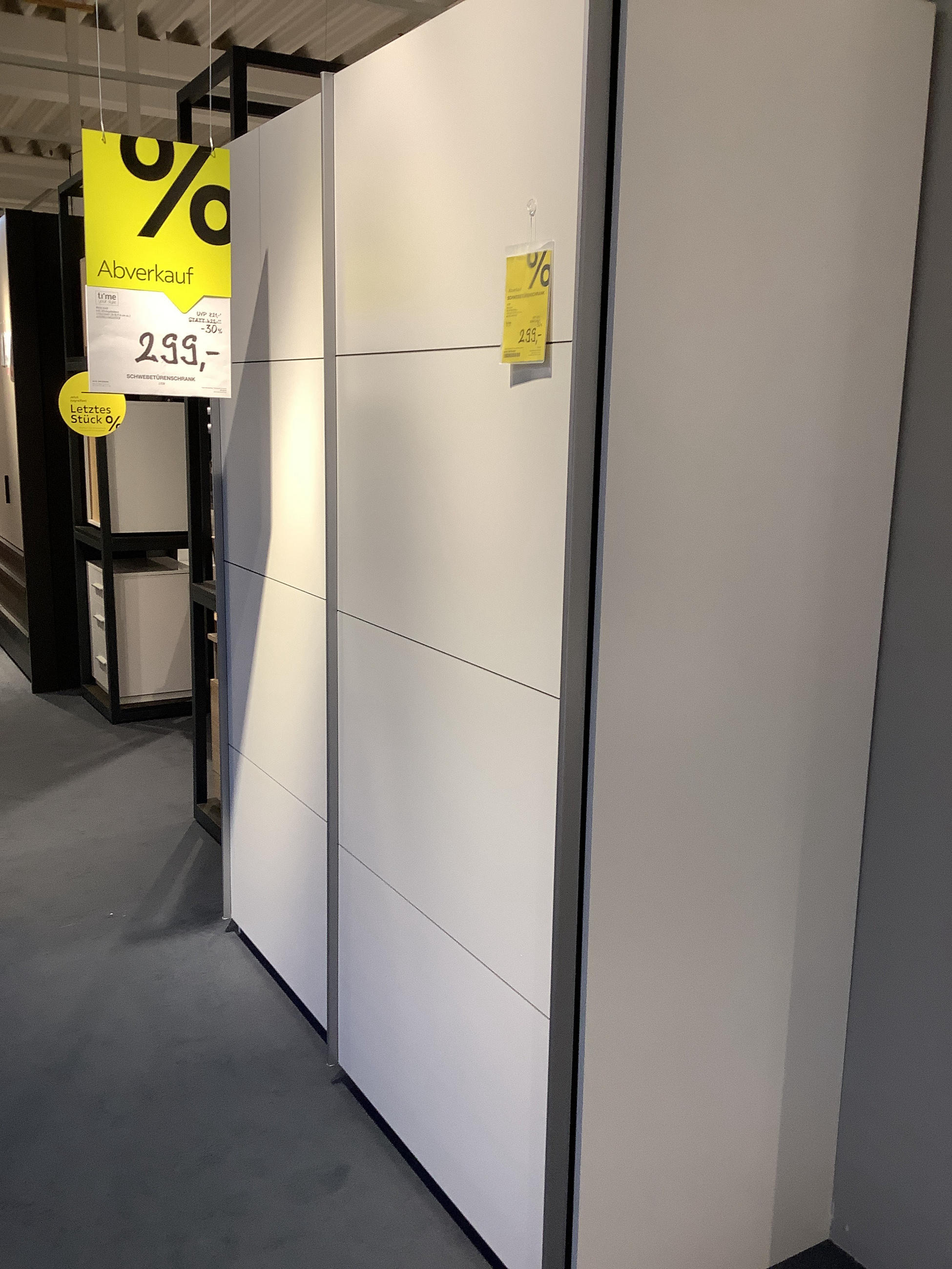 SCHWEBETÜRENSCHRANK LYON - Carryhome