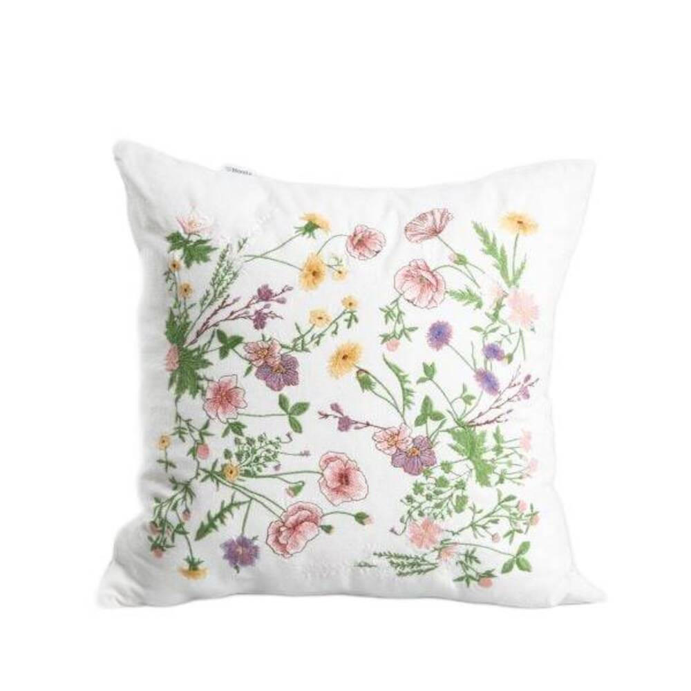 KOPFKISSENBEZUG Meadow Flowers 45/45 cm - Weiß, Textil (45/45cm) - Homla