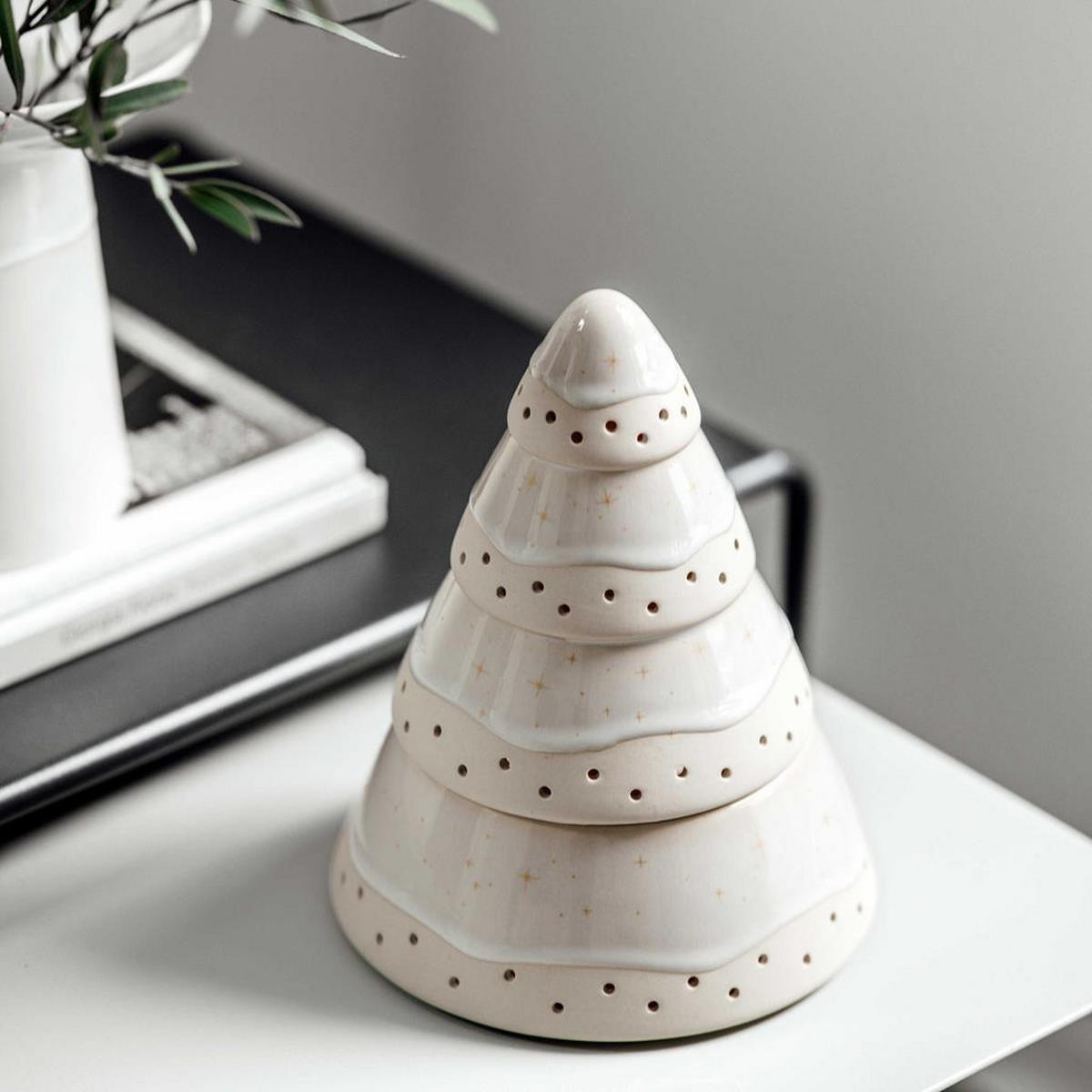 WINDLICHT BAUM Winter Glow beige ø 14,6 cm - Beige, Keramik (14.6/18.3/14.6cm) - like.Villeroy & Boch