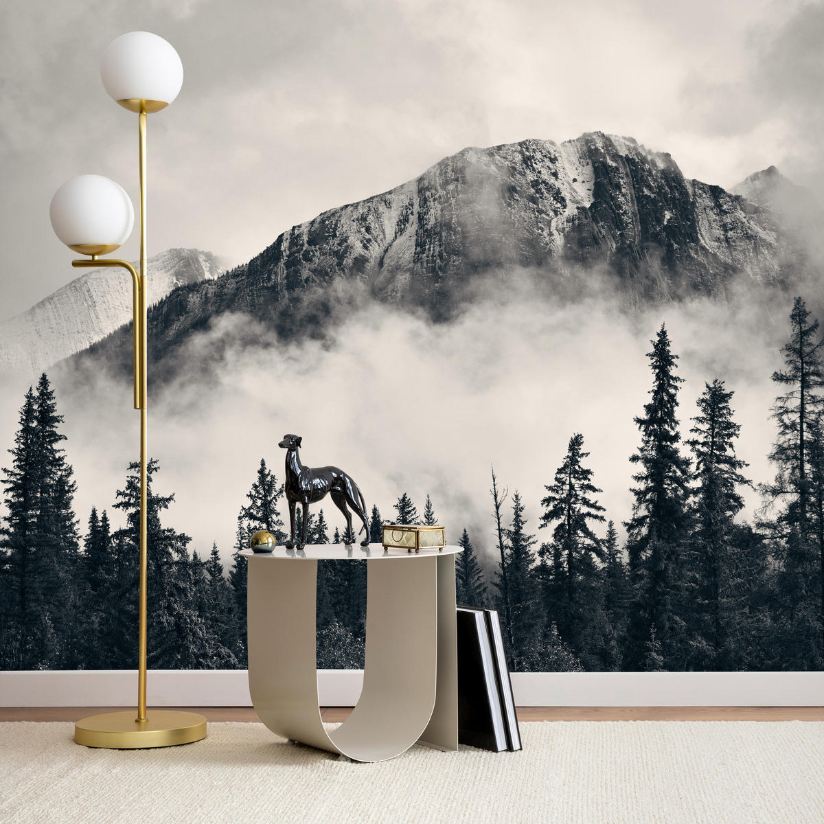 FOTOTAPETE für Wohnzimmer Nadelwald im Nebel im Hintergrund Berge 200x140 - Beige/Schwarz, Papier (200/140cm) - Muralo