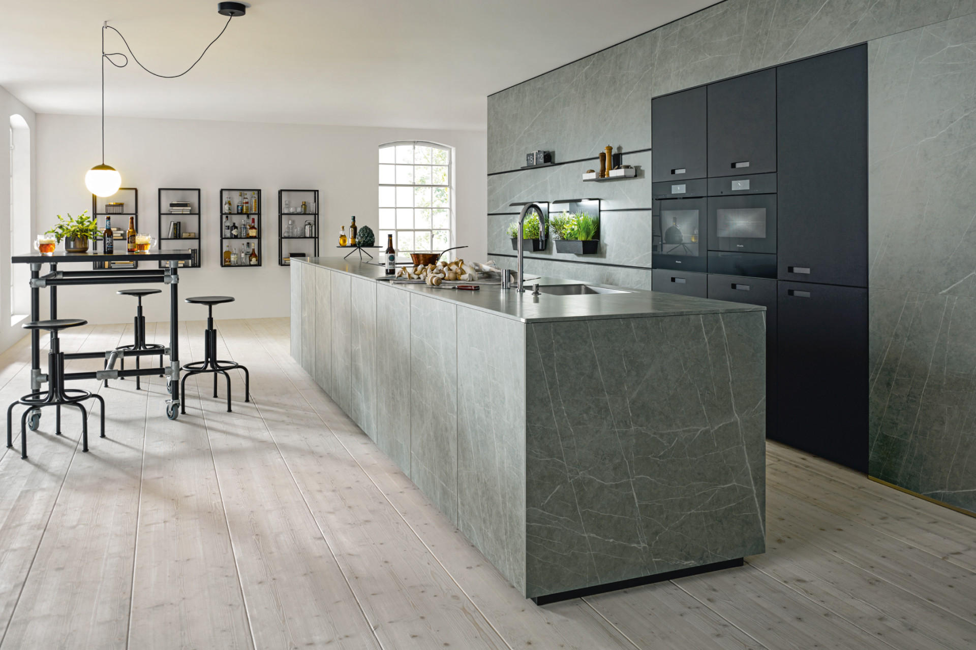 moderne Designer-Küche mit Keramik