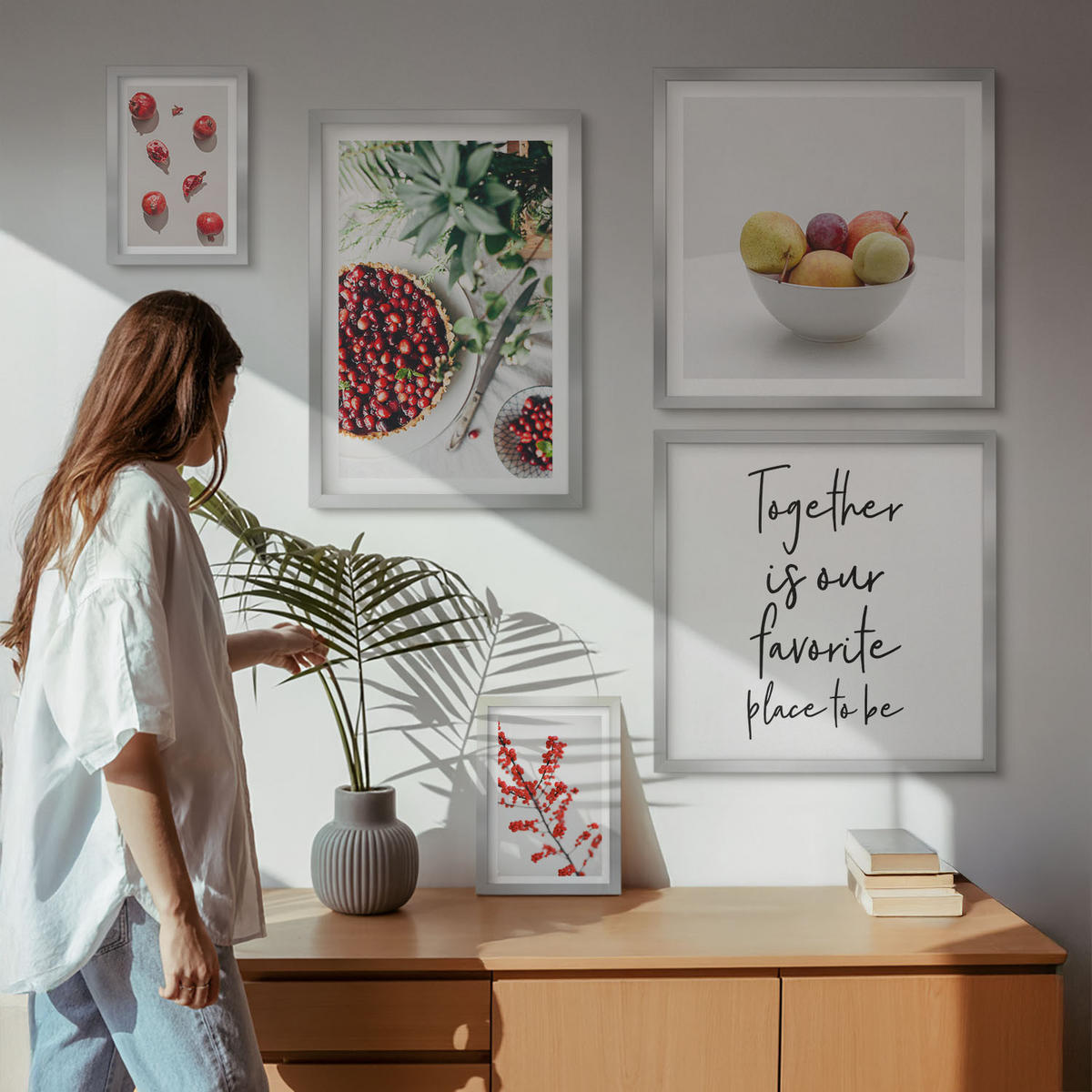 WANDBILDER 5er Set - 50x50 cm & 20x30 cm & 40x60 cm Silberner Rahmen - Minimalismus der roten Früchte von Pflanzen - Silberfarben, Kunststoff (40/60cm) - ArtPrintCave