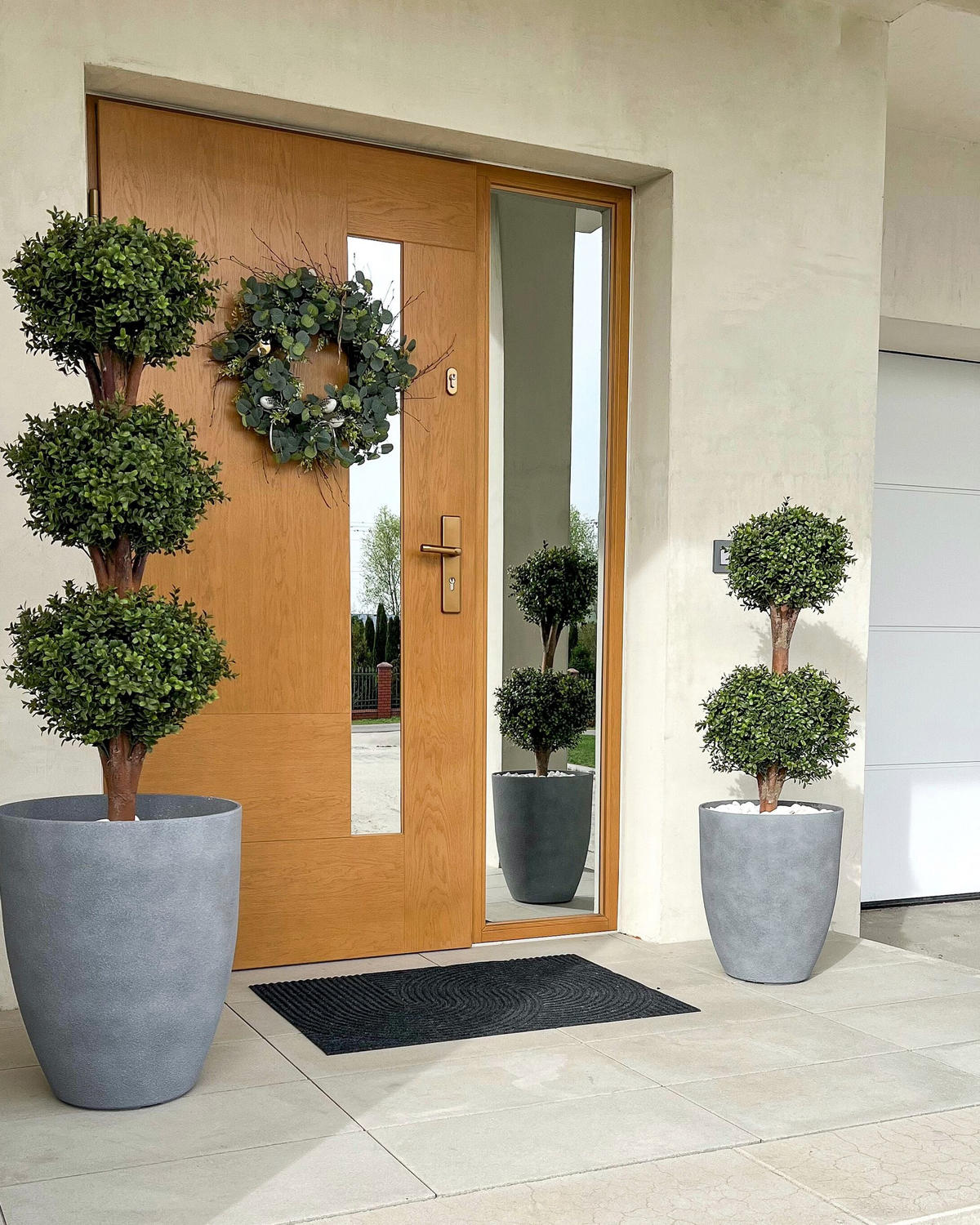 BLUMENTOPF hellgrau rund 35/35/42 cm Croton - Hellgrau, Stein (42cm) - Beliani