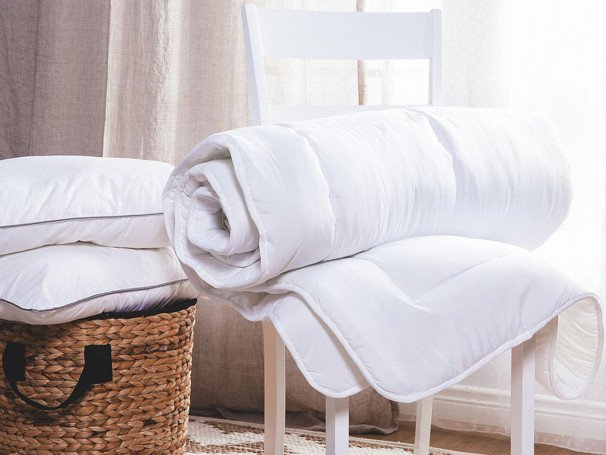 PŘIKRÝVKA Polyester Extra Teplá 135/200 cm Lemberg - bílá, textil (135/200cm) - Beliani
