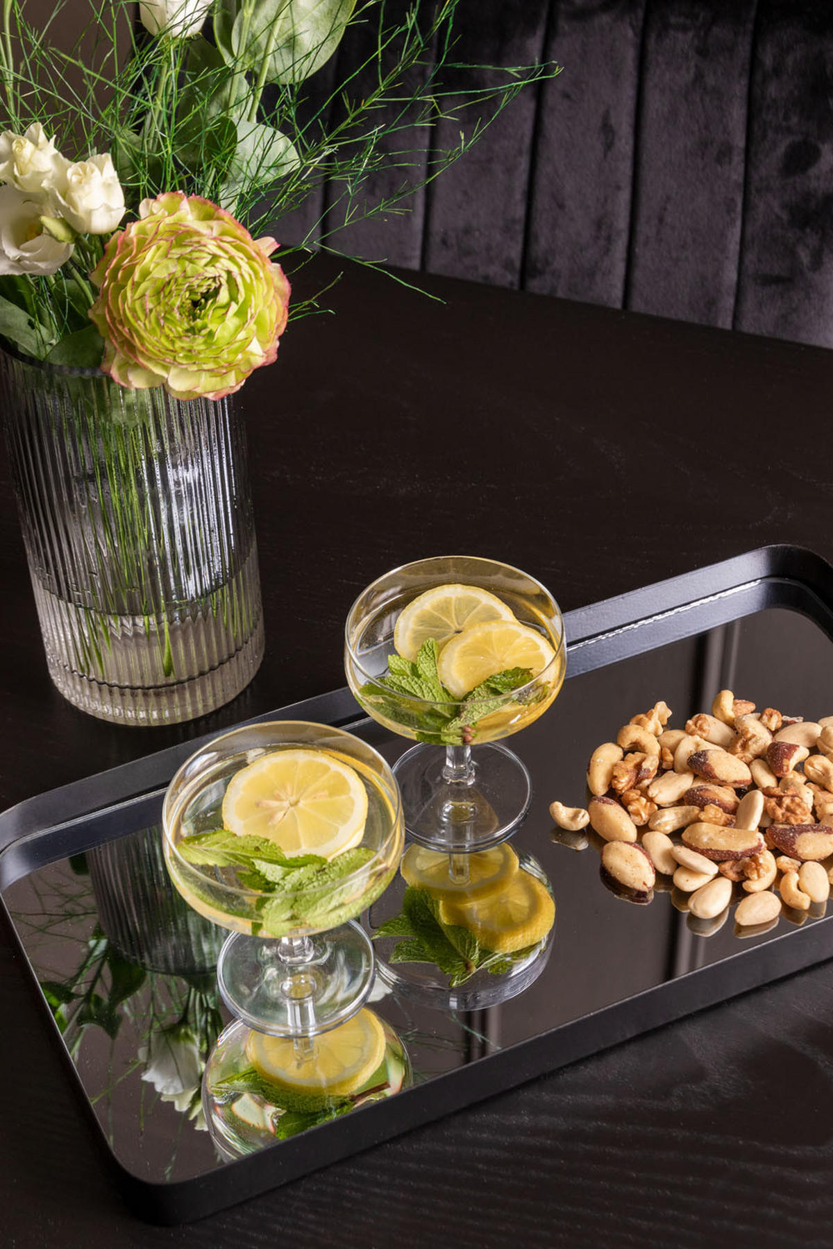 VASE Allure Straight Grau 12/12/30 cm - Grau, Glas (12/30cm) - Present Time