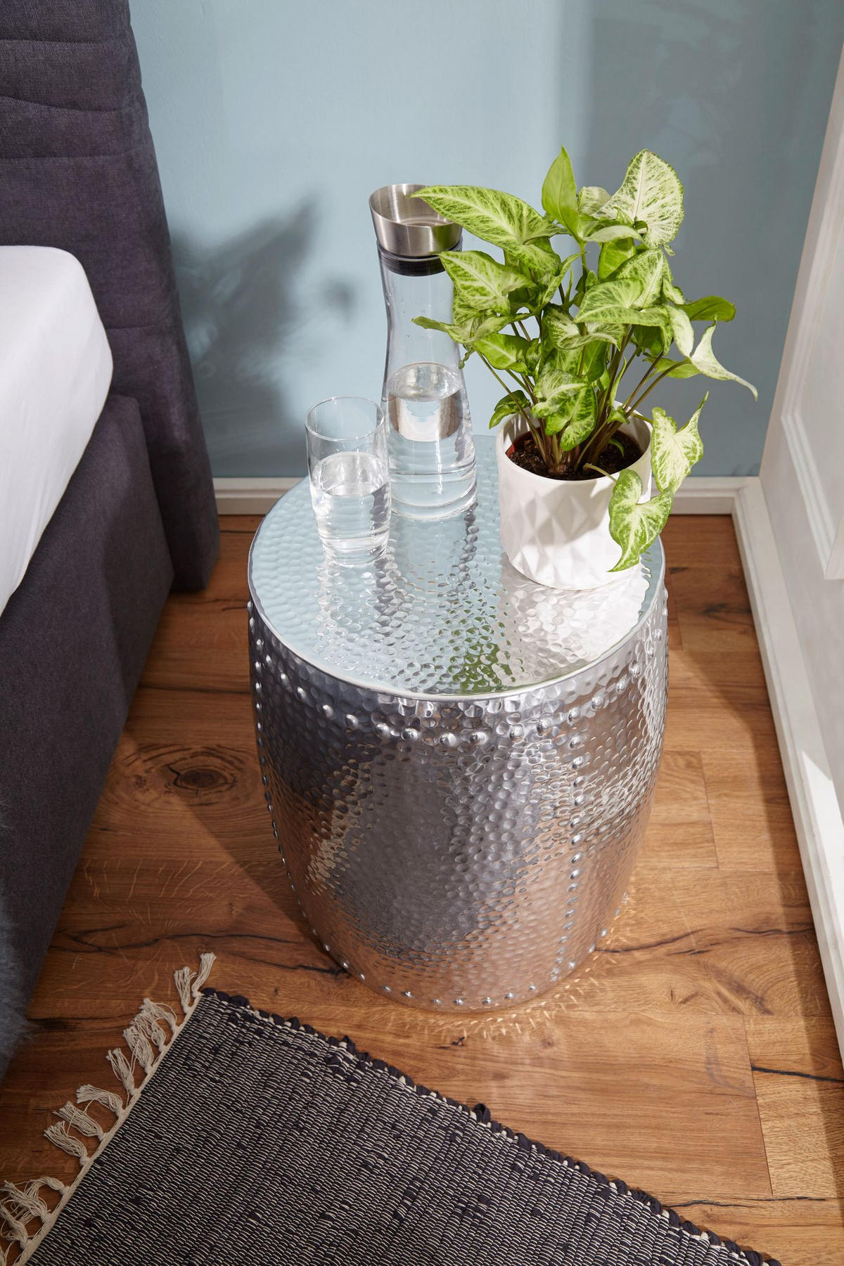 BEISTELLTISCH Aluminium Orientalisch Hammerschlag ENNS, Silber 42x42x49 cm - Silberfarben, Metall (42/42/49cm) - KADIMA DESIGN