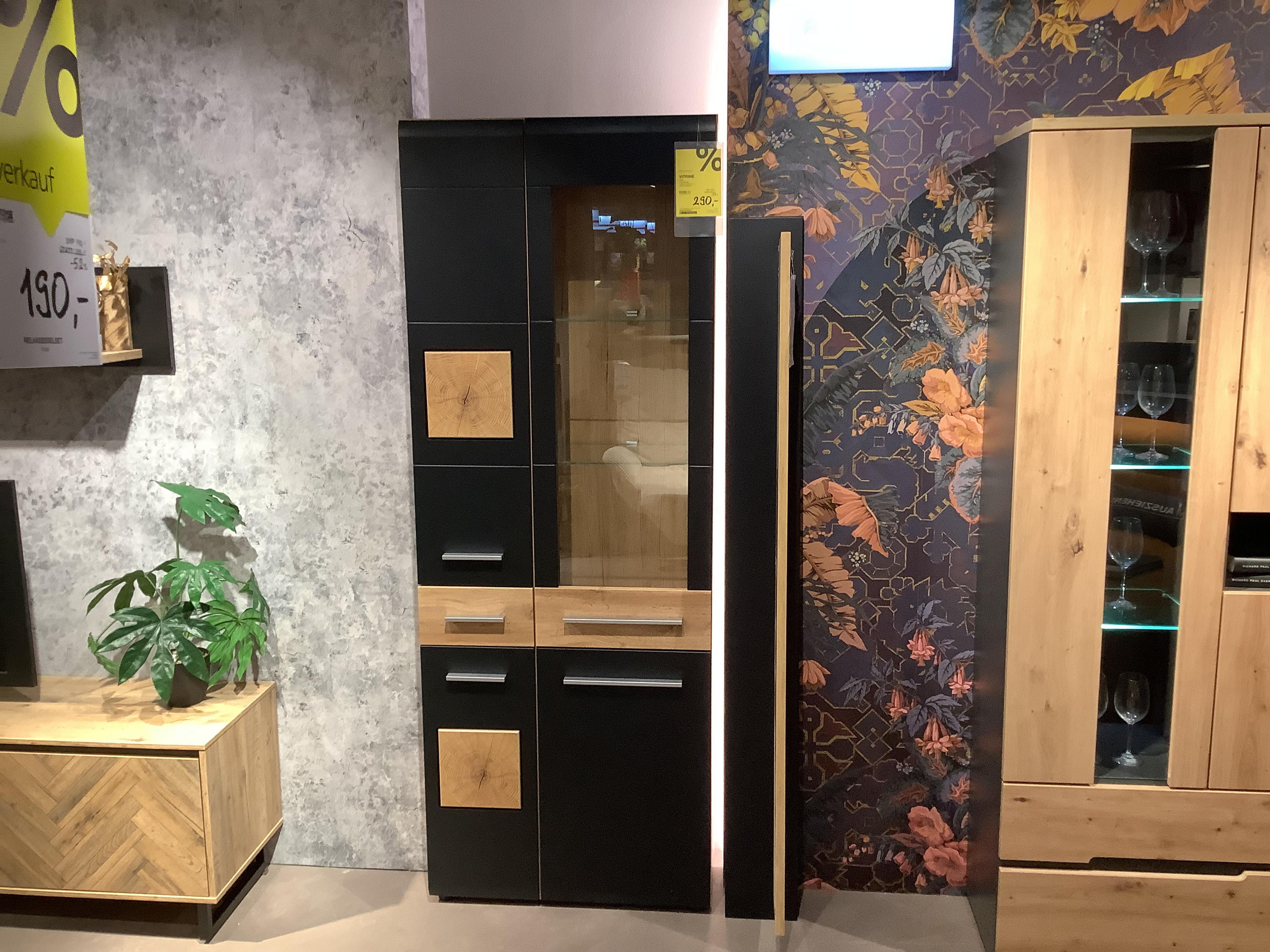 Vitrine "Siena" inkl. Wandboard - Hom`in