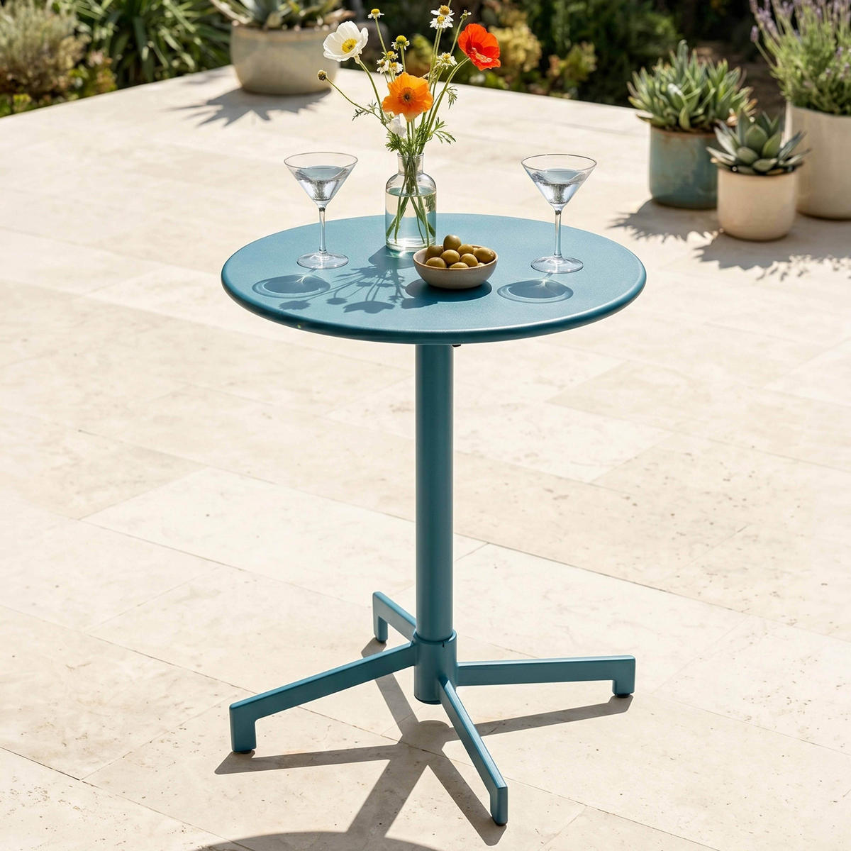 BISTROTISCH, Pazifikblau - Blau, Metall (70/70/72cm) - Oviala
