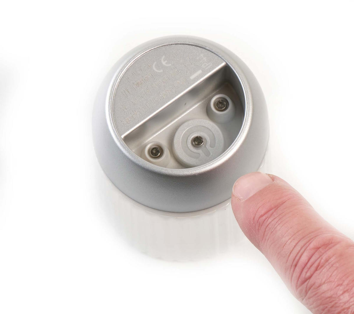 LED-AKKU-LOUNGE-LIGHTS - kabellos mit Touchsensor für Innen und Außen, RGBW Flackereffekt, 4er-Set - Silberfarben, Kunststoff (5/5/7cm) - Northpoint