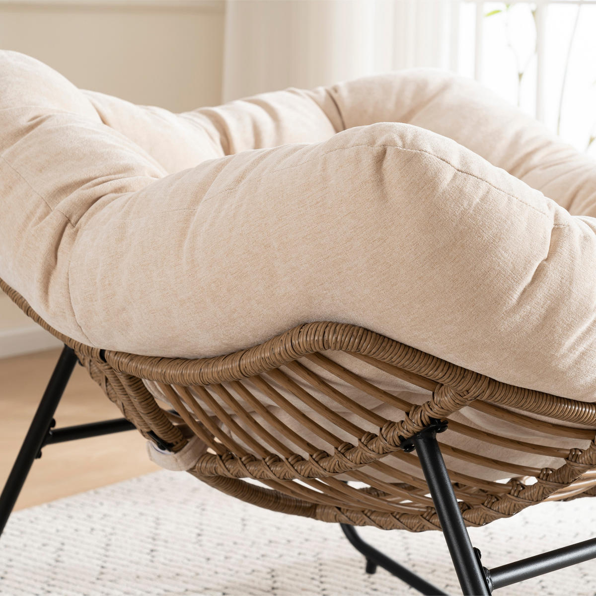 SCHAUKELSTUHL Beige Chenille, Metallrahmen - Beige, Textil (107/83/95cm) - Oxeza