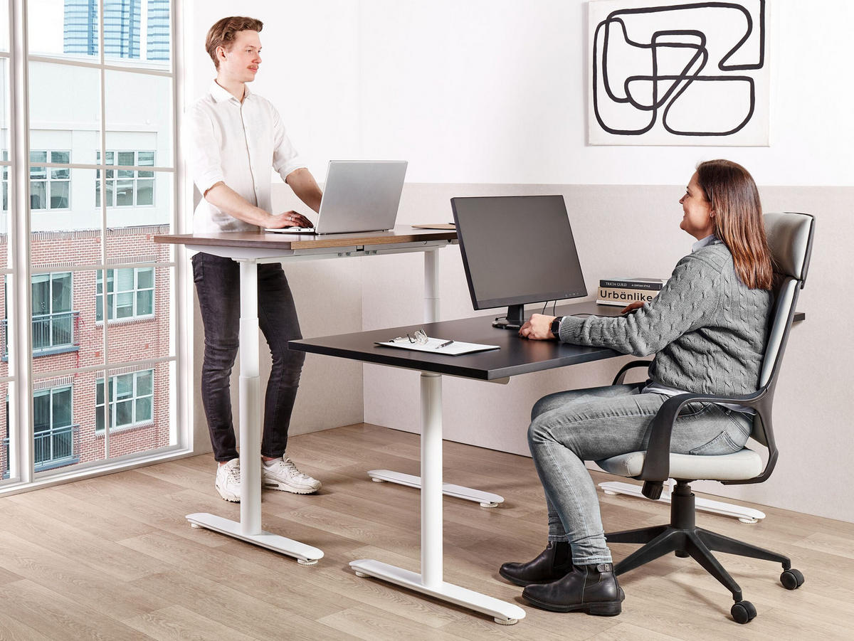 HÖHENVERSTELLBARER SCHREIBTISCH Elektrisch 160/72 cm Schwarz Destin IV - Schwarz/Weiß, Holzwerkstoff (72/160/67cm) - Beliani