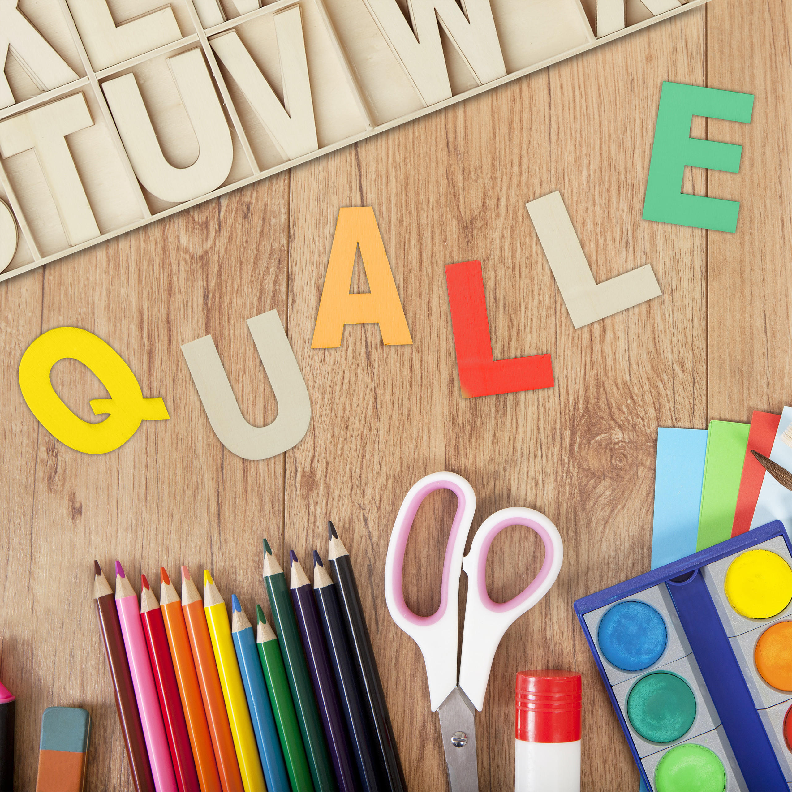 HOLZBUCHSTABEN Set - Beige, Holz (41/1.5/18cm) - Relaxdays