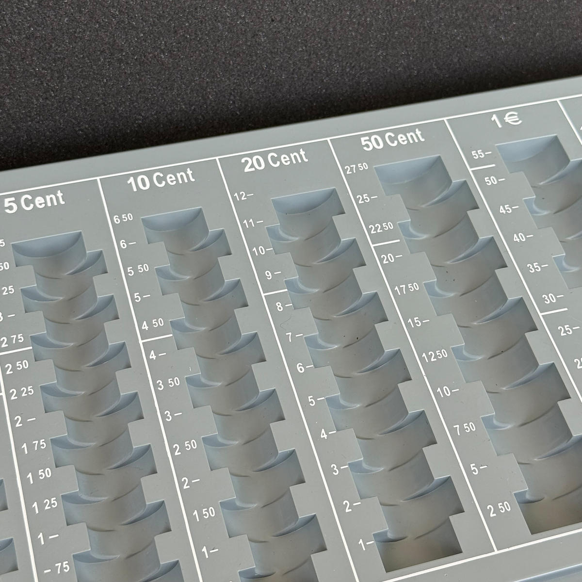 GELDKASSETTE - Weiß, Kunststoff/Metall (37/10/28cm) - Relaxdays