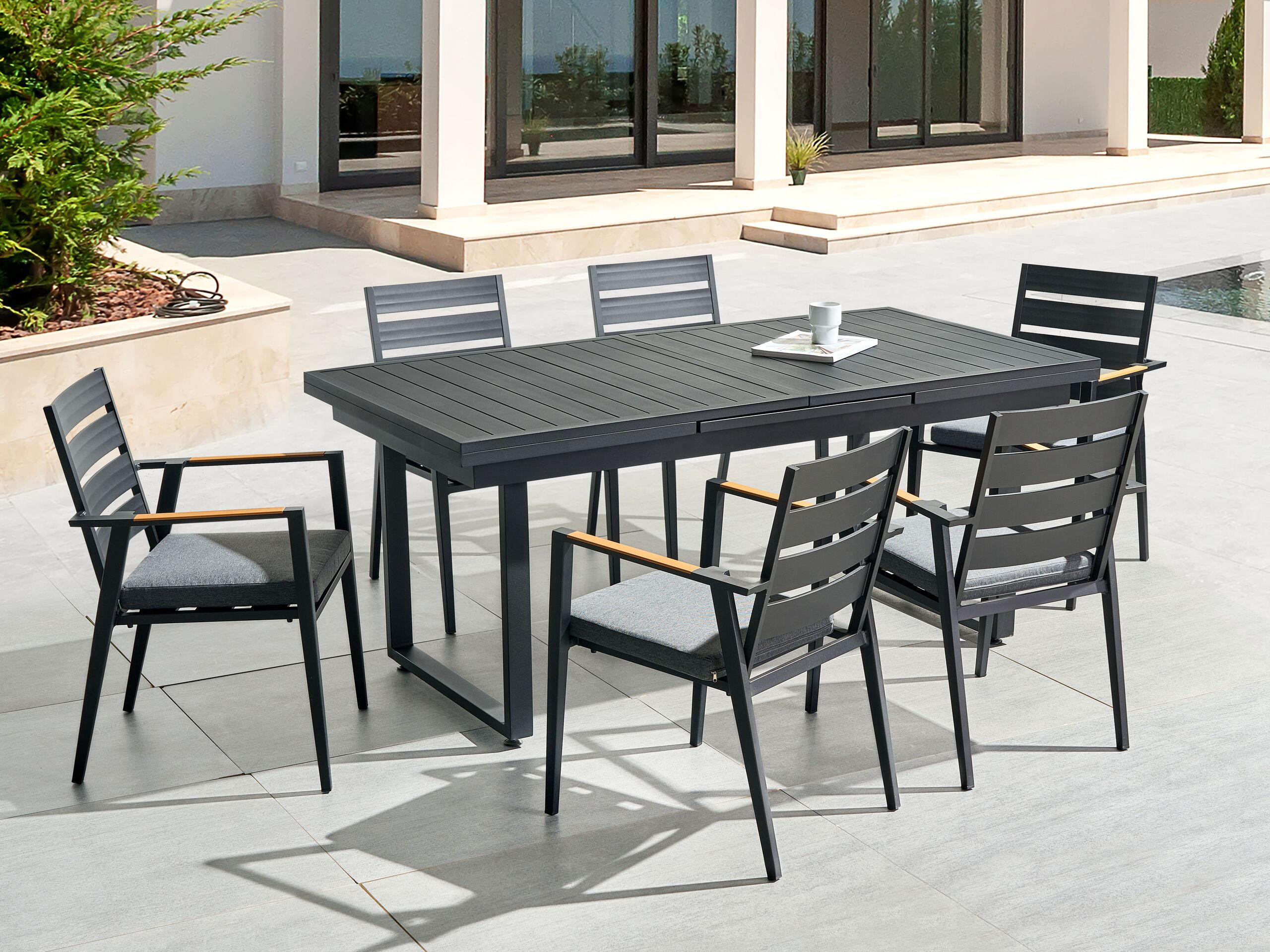 GARTENMÖBEL SET 6-Sitzer Aluminium schwarz Auflagen grau Valcanetto/Taviano - Hellbraun/Schwarz, Metall - Beliani