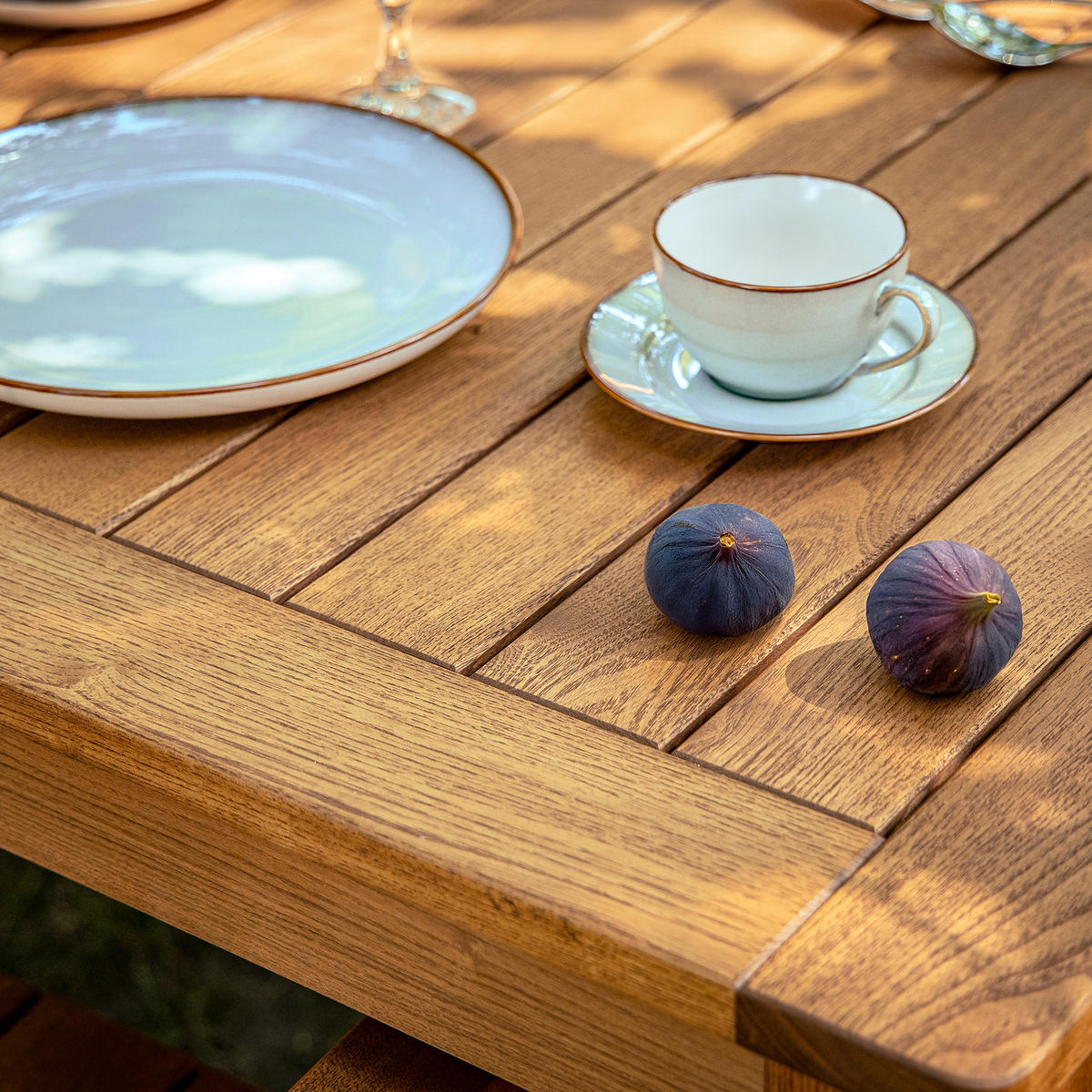 GARTENTISCH ORTUS - Braun, Holz (108/230/75cm) - KONSIMO®