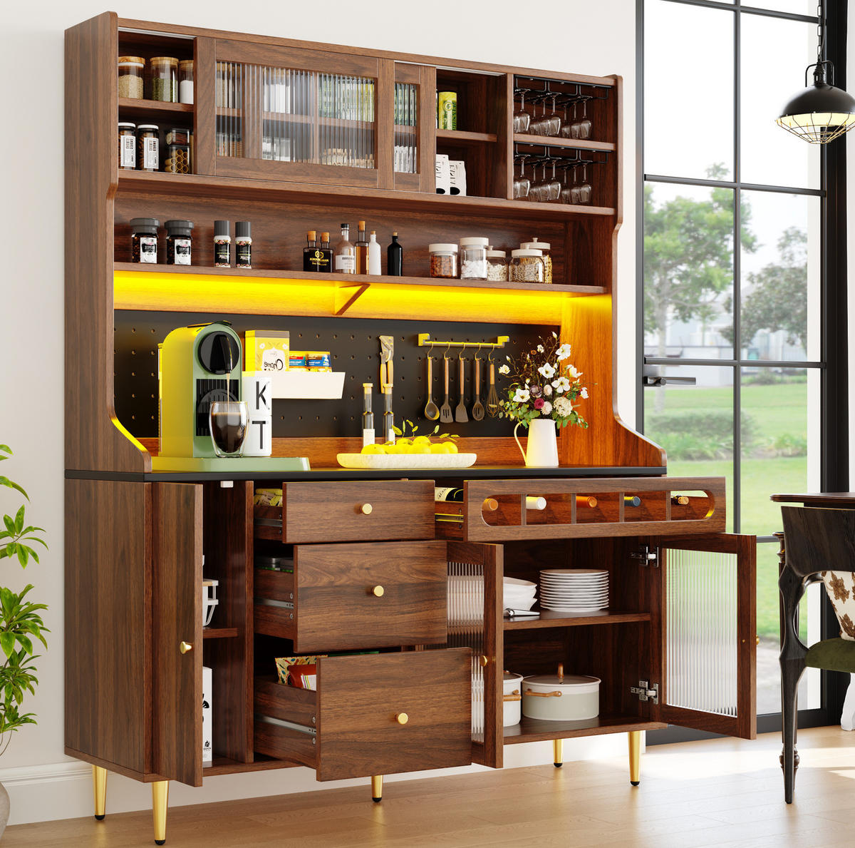 BUFFET 145/39/171 cm in Walnuss mit LED-Beleuchtung und Weinregal - Walnussfarben, Glas (145/171/39cm) - Flora Grace