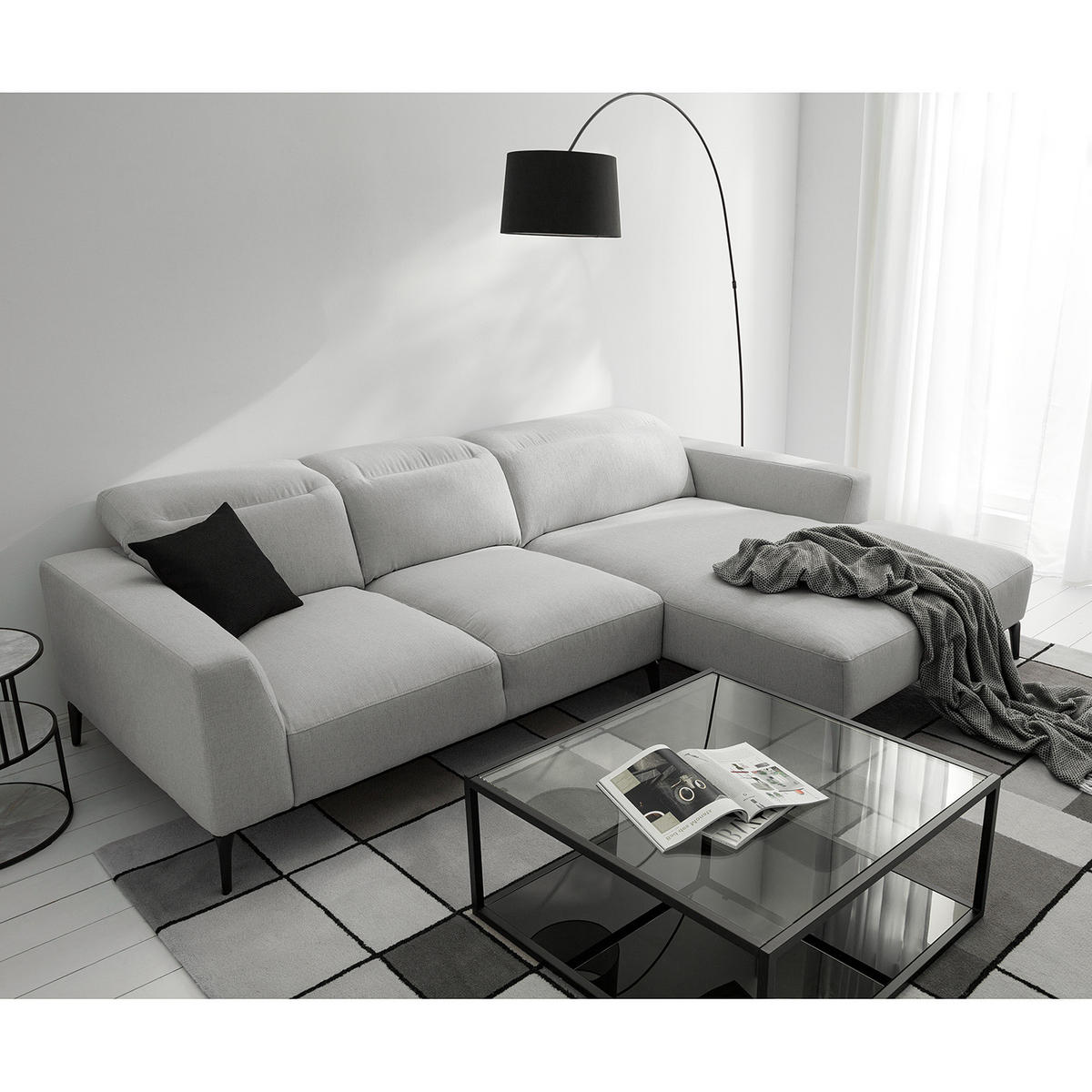 ECKSOFA mit Longchair - Hellgrau/Schwarz, Textil/Metall (265/180cm) - home24